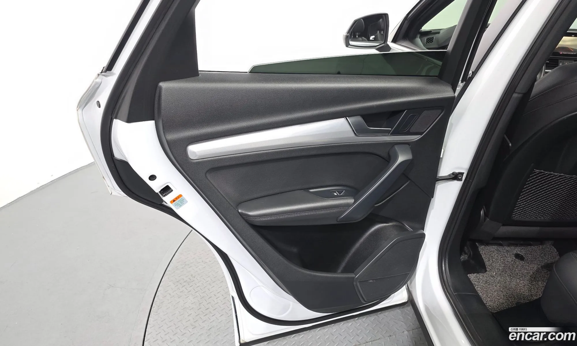 Audi Q5 2020 WAUZZZFY5L2086281 — 6