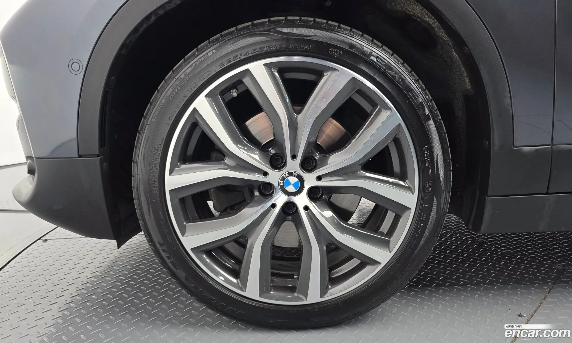 BMW X2 2021 WBA11DF04M5T23702 — 25