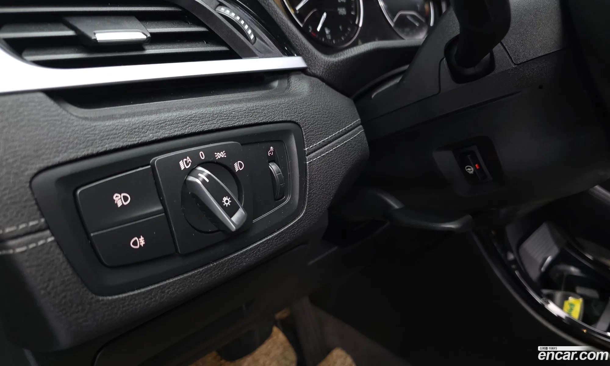 BMW X2 2021 WBA11DF04M5T23702 — 28