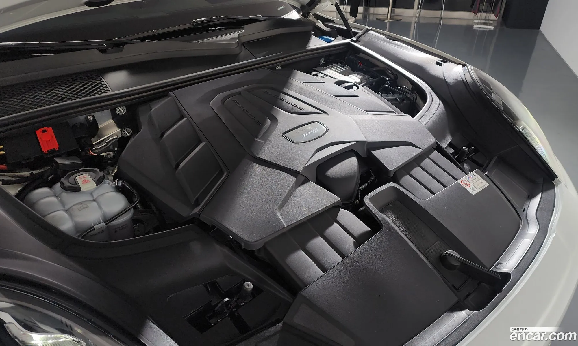 Porsche Cayenne 2023 WP1BA29Y3PDA37118 — 28