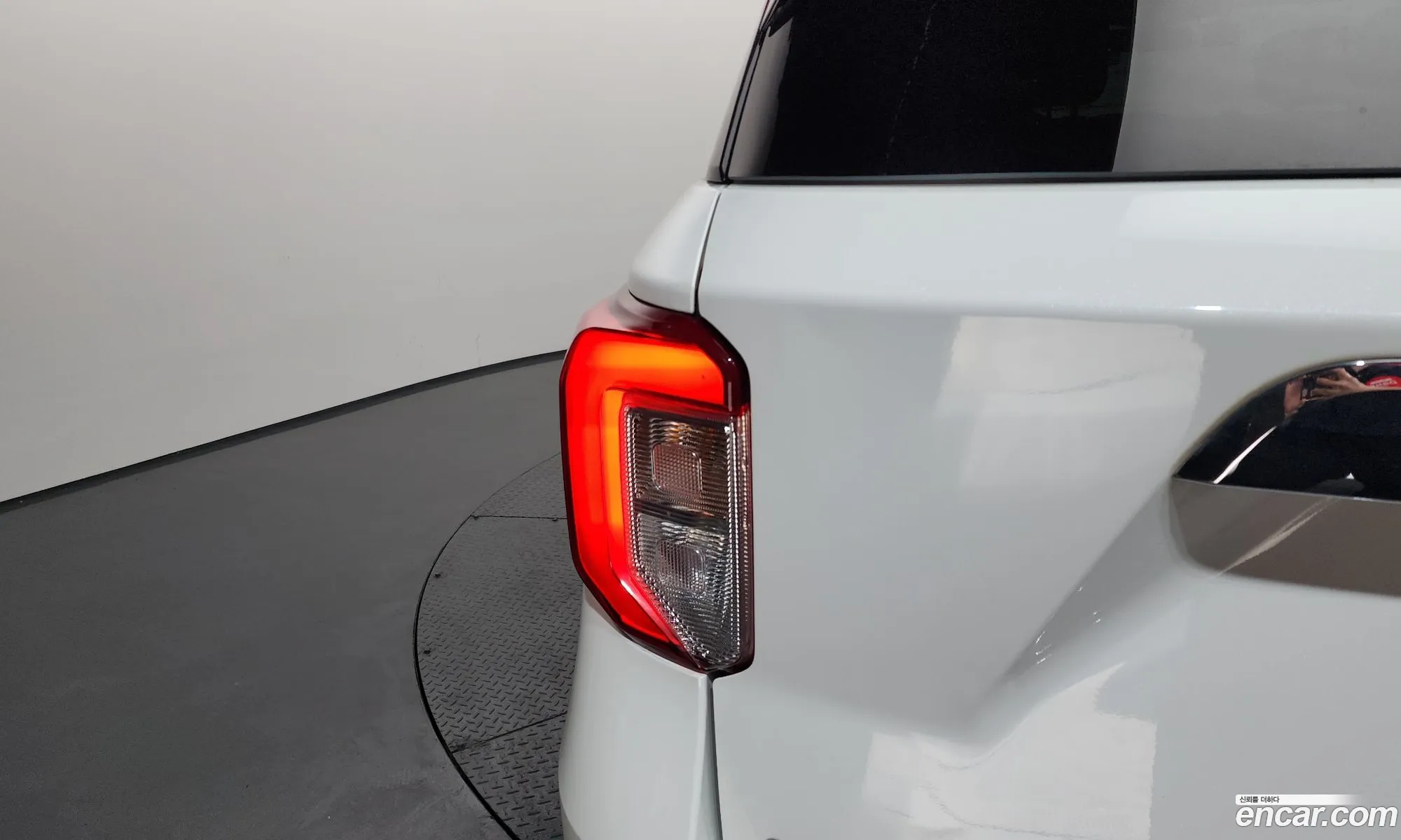 Ford Explorer 6th Gen 2021 1FMSK8FH3MGC41400 — 19