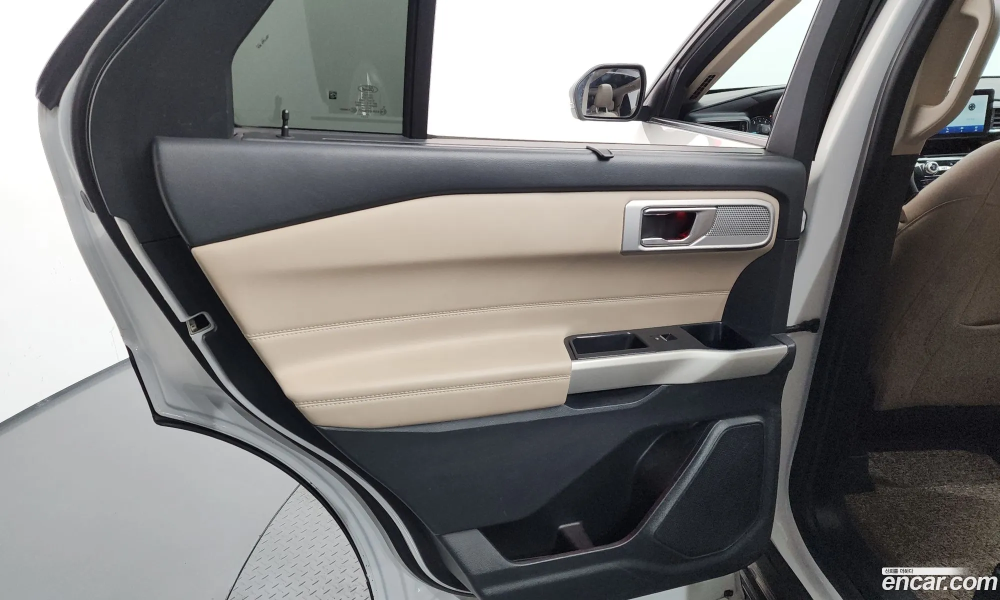 Ford Explorer 6th Gen 2021 1FMSK8FH3MGC41400 — 14