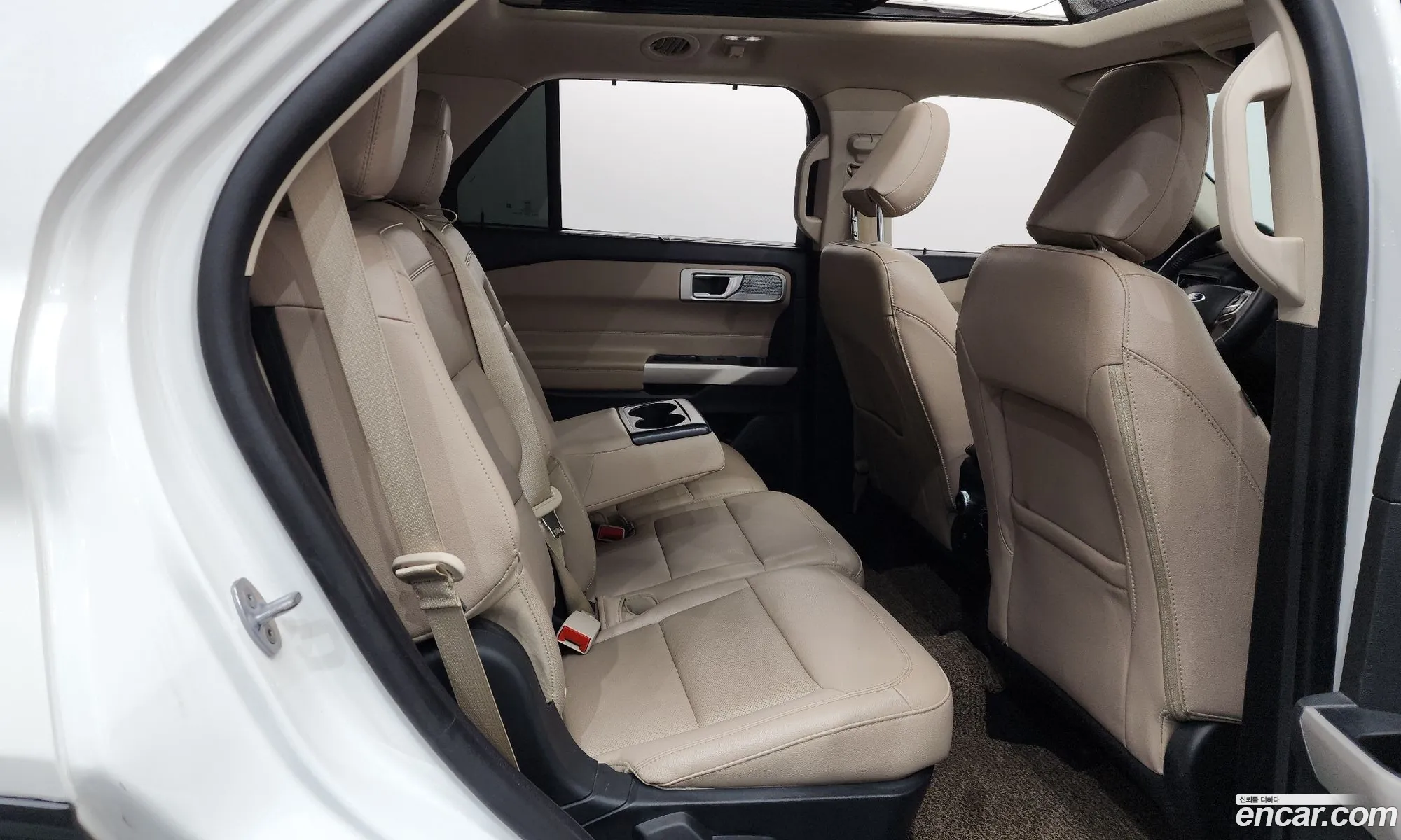 Ford Explorer 6th Gen 2021 1FMSK8FH3MGC41400 — 29