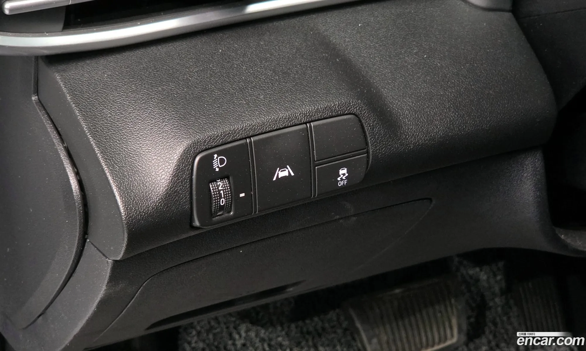 Hyundai Elantra 2020 — 15