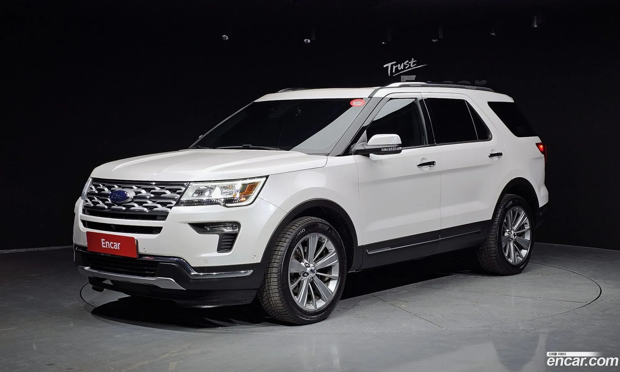 Ford Explorer 2018 1FM5K8FH1JGA09564 — 18