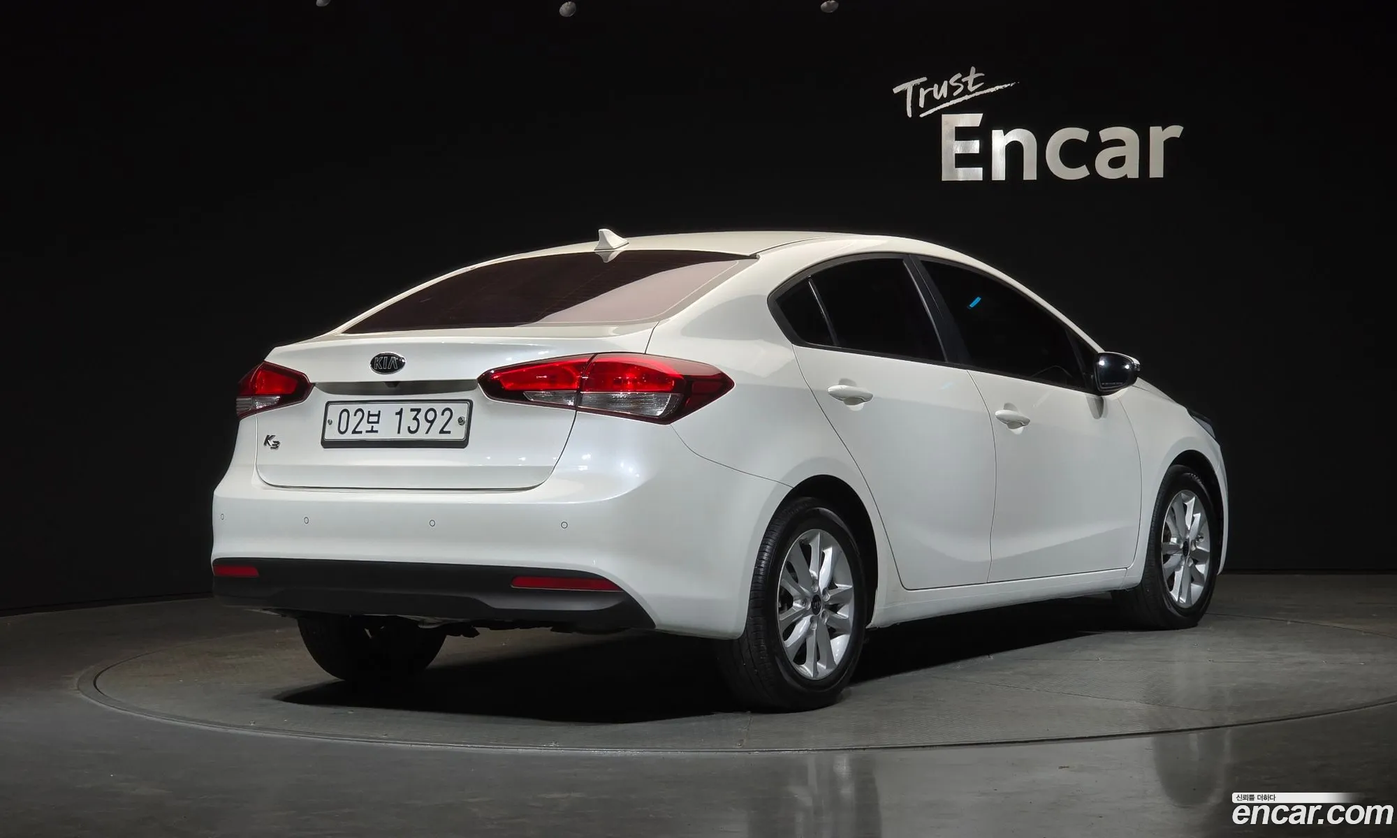 Kia K3 2017 — 4