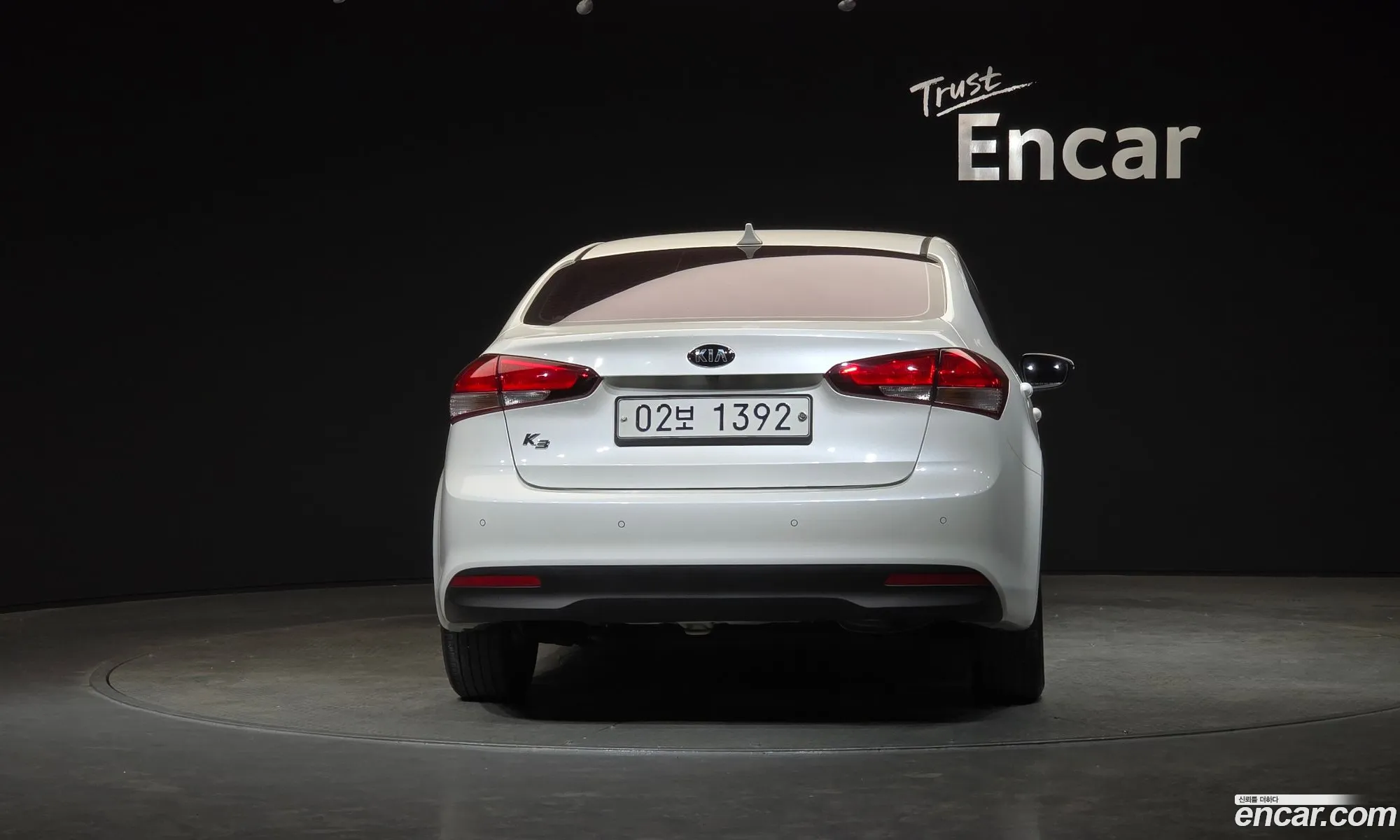 Kia K3 2017 — 11