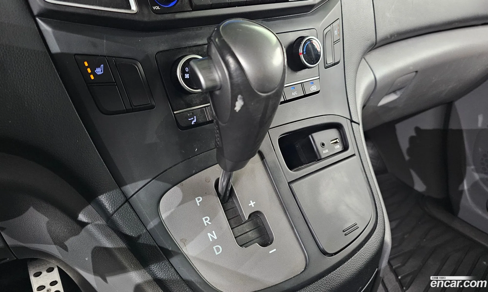 Hyundai Grand Starex 2020 — 11
