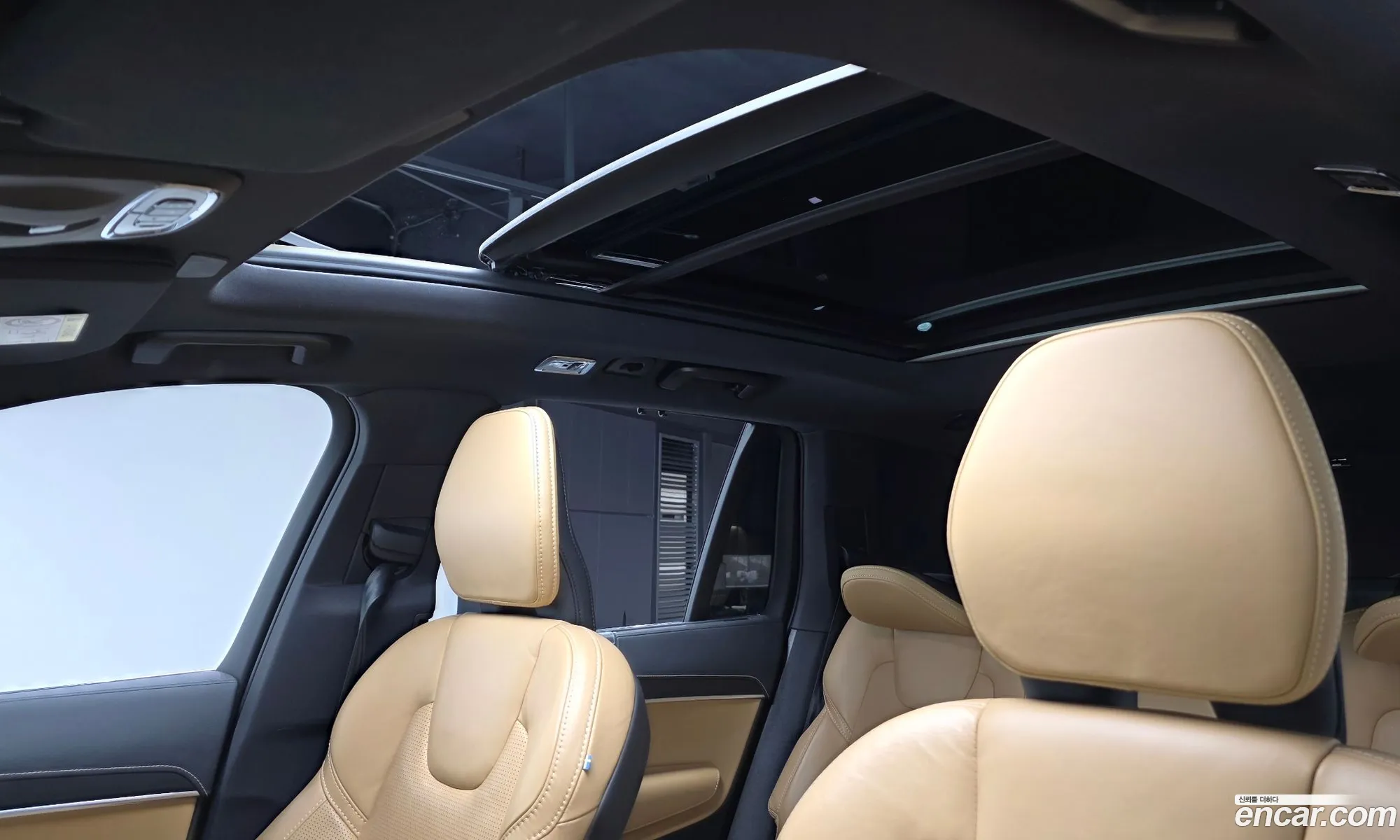 Volvo XC90 2022 YV1LF062CN1854077 — 19