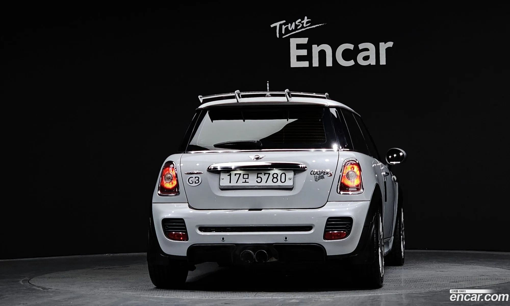 Mini Cooper S 2010 WMWMF7102ATZ95854 — 14