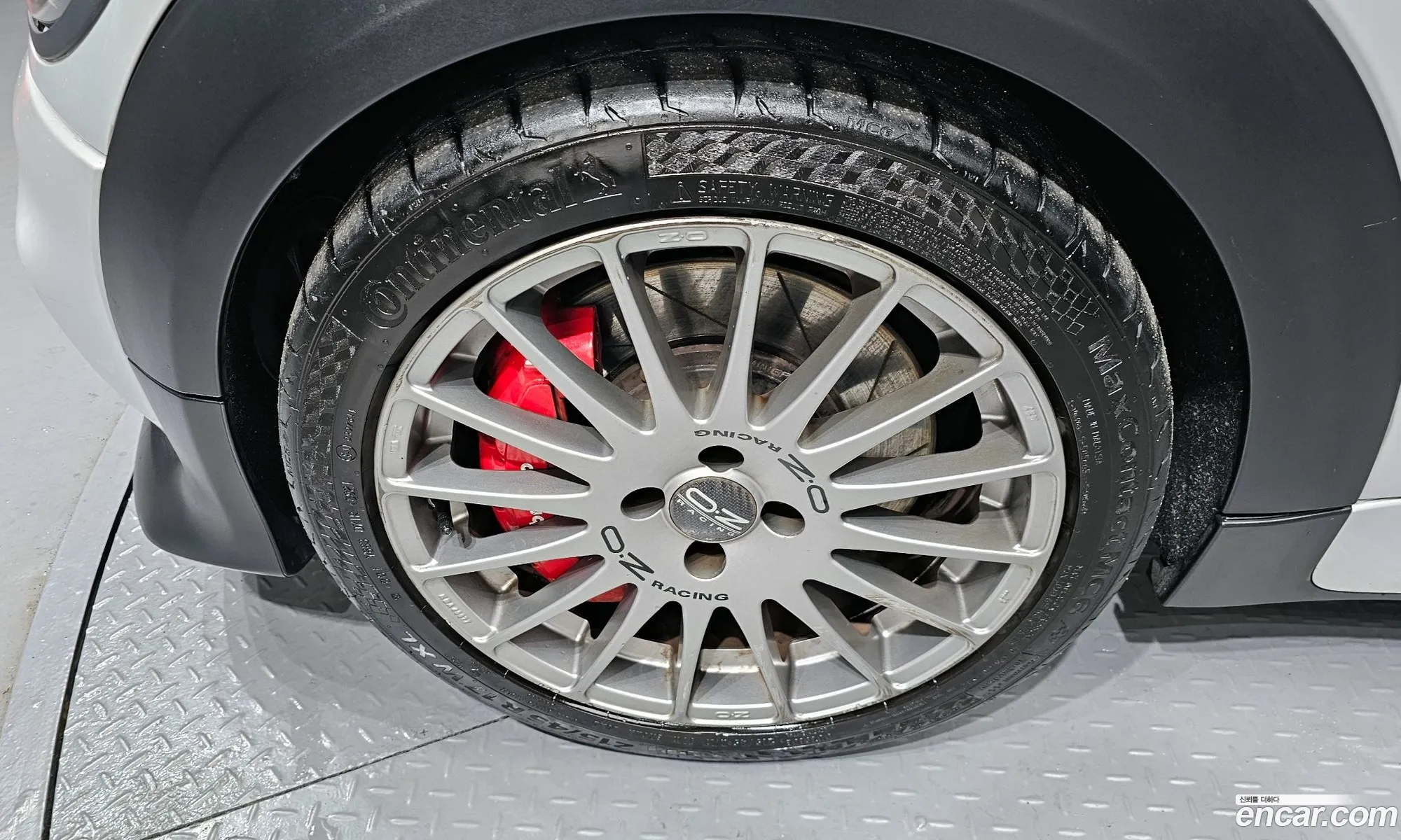 Mini Cooper S 2010 WMWMF7102ATZ95854 — 20
