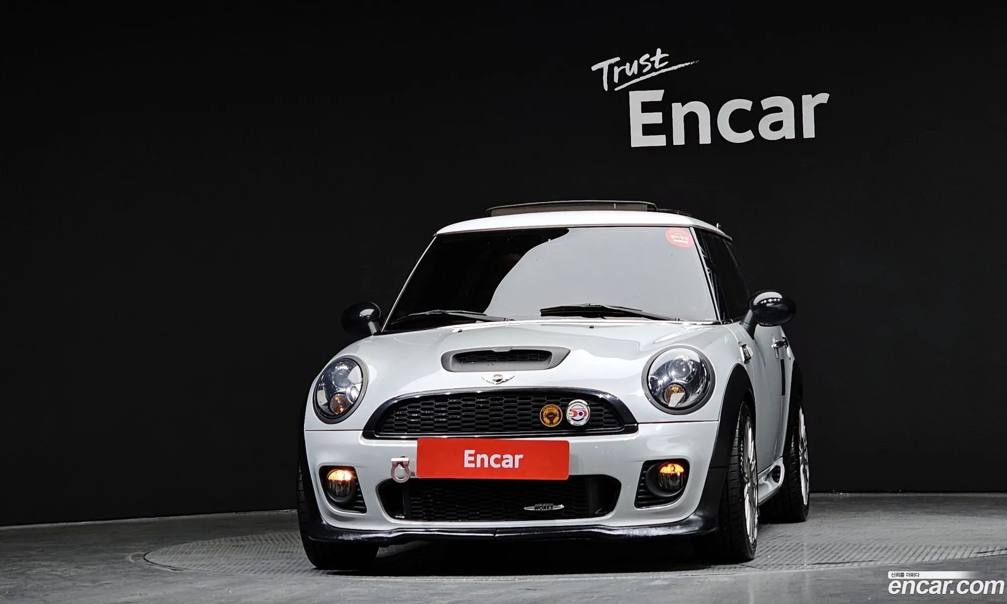 Mini Cooper S 2010 WMWMF7102ATZ95854 — 12