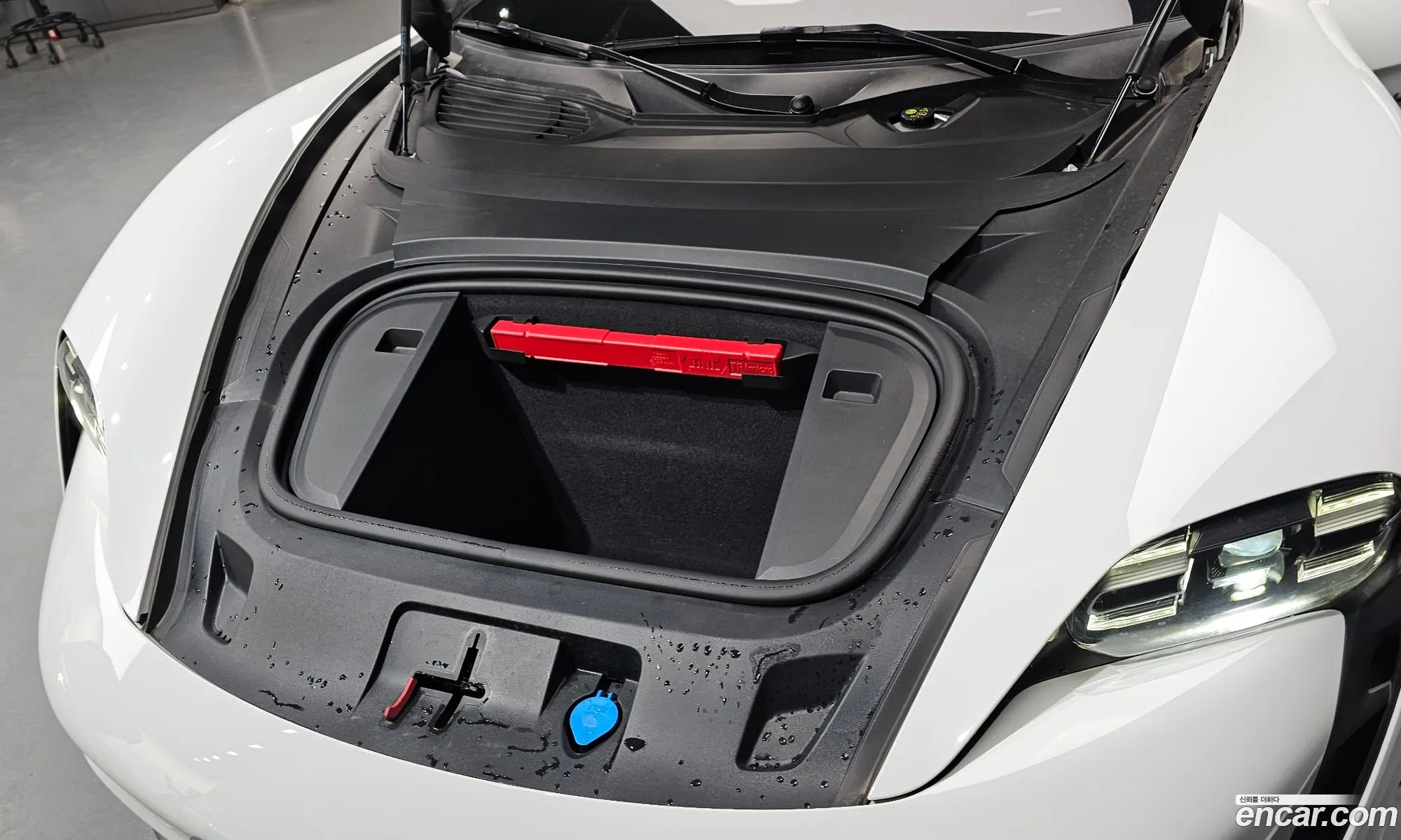 Porsche Taycan 2023 — 9