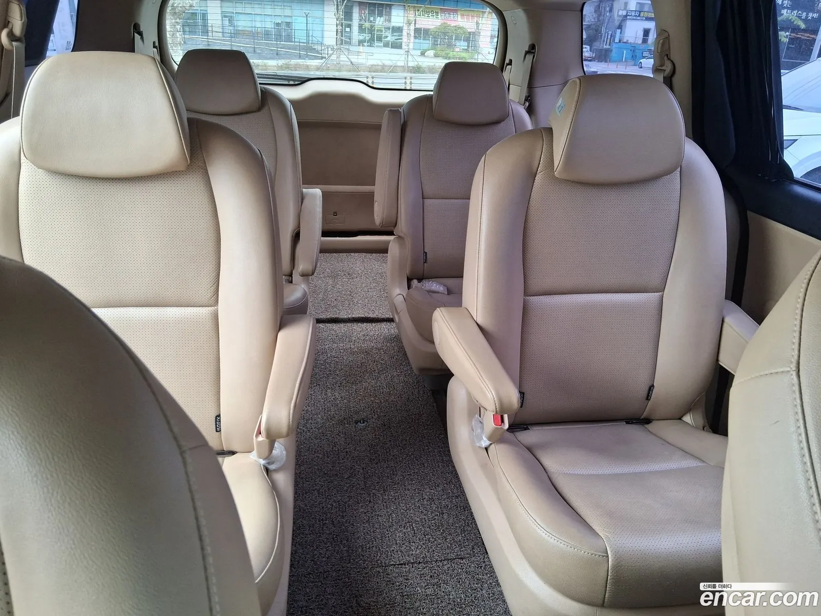 Kia Carnival 2018 — 17