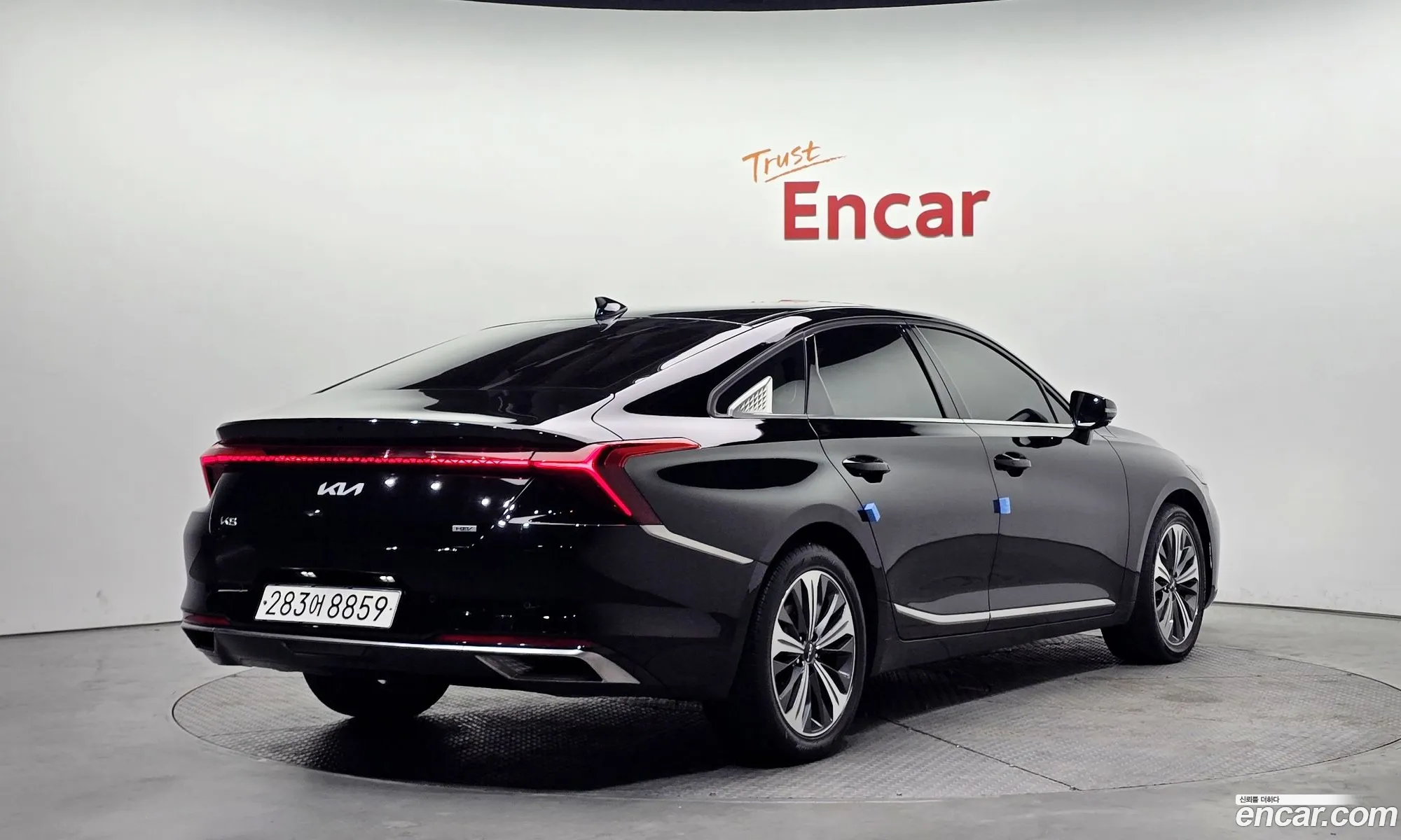 Kia K8 Hybrid 2022 — 9