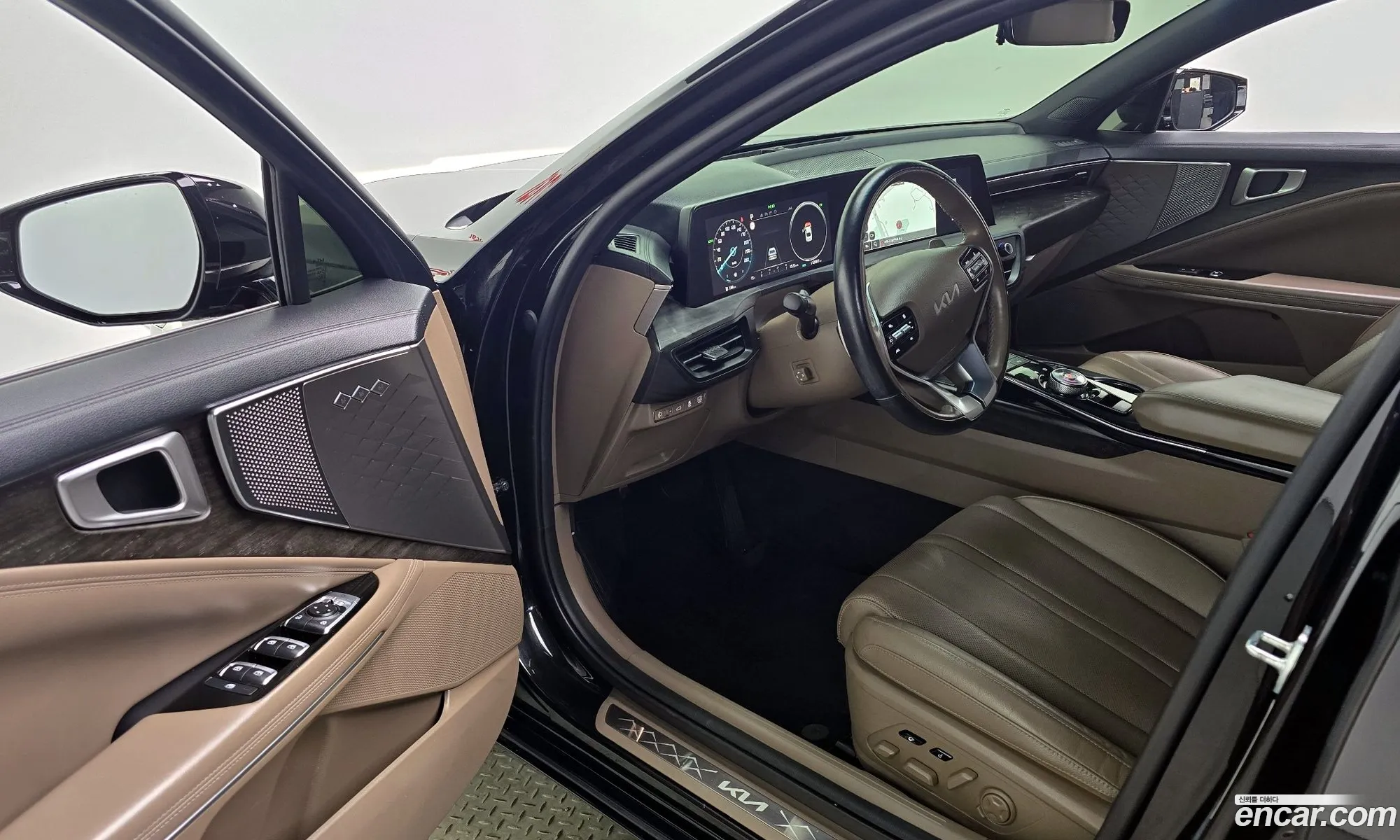 Kia K8 Hybrid 2022 — 27