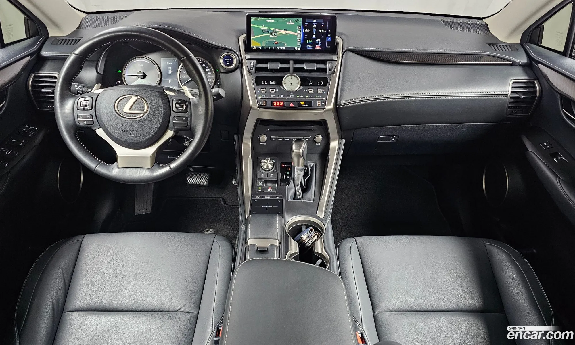 Lexus NX300h