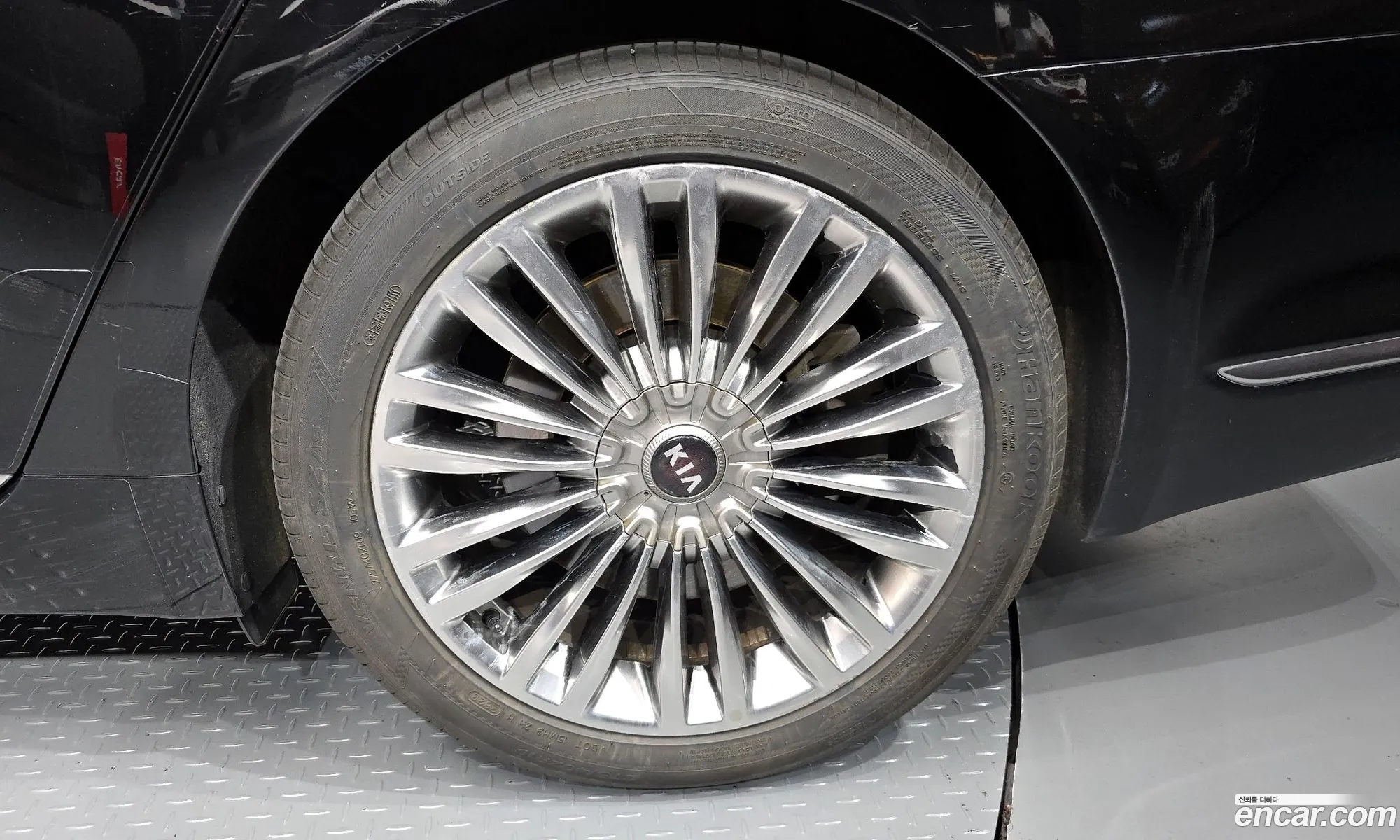 Kia The K9 2019 — 26