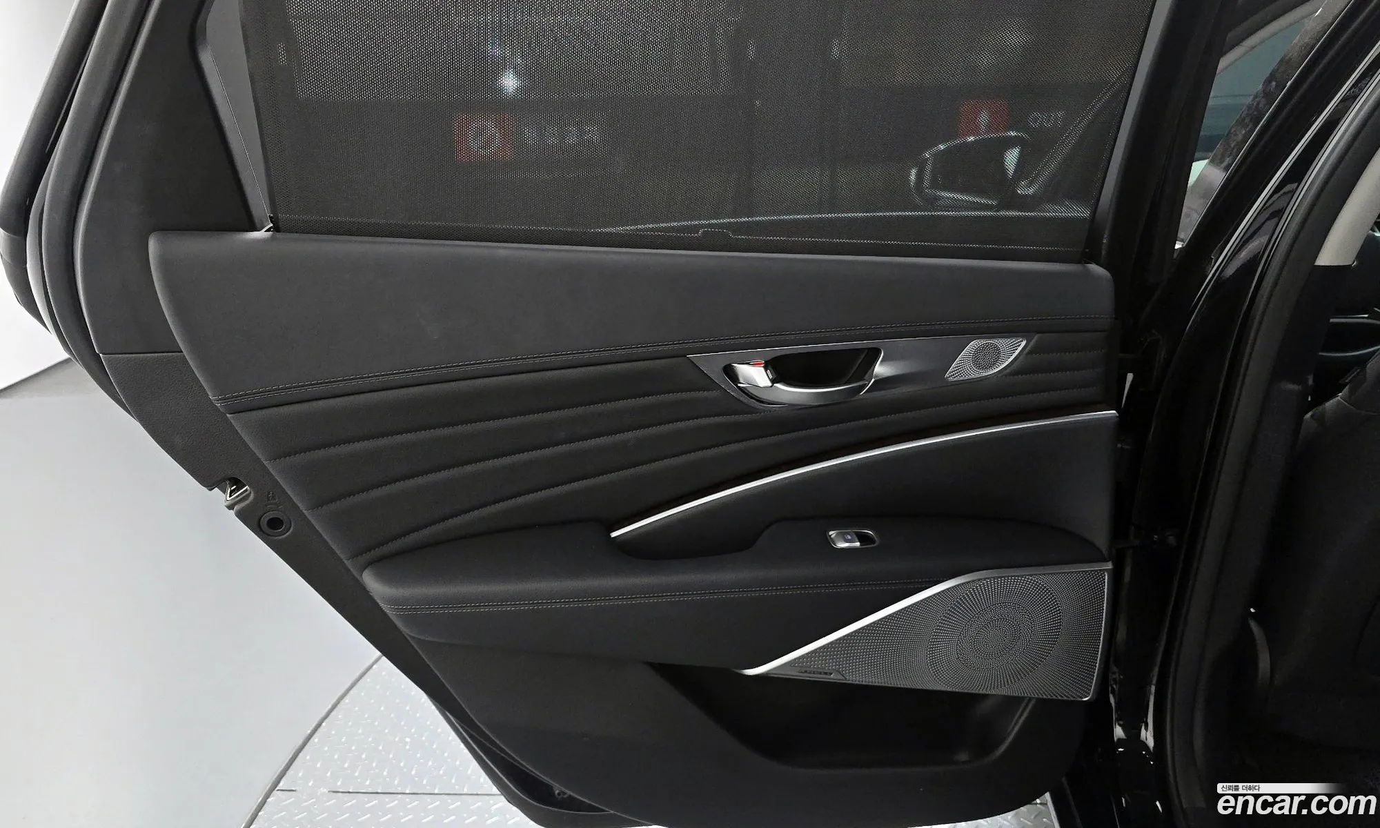Kia The K9 2019 — 33