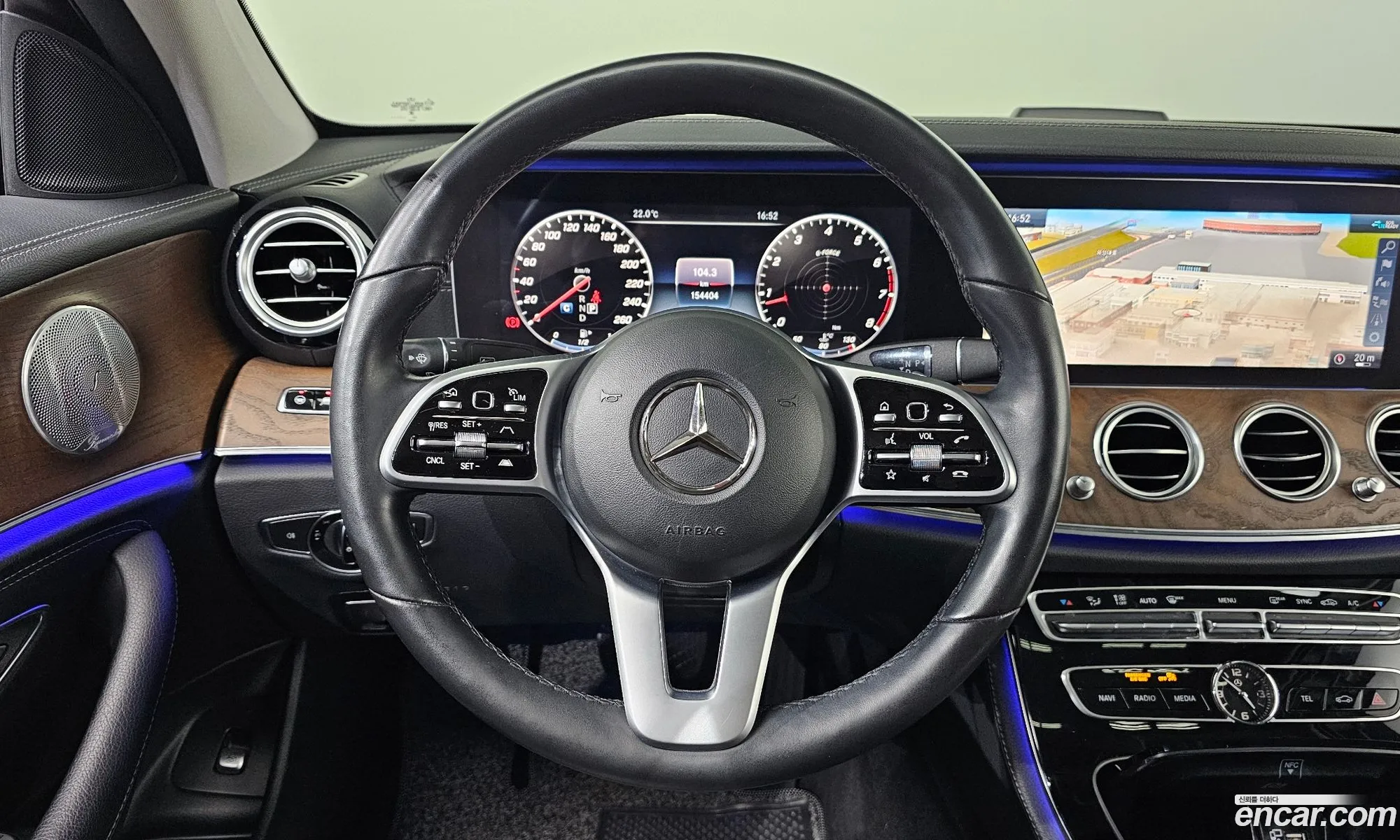 Mercedes-Benz E-Class W213 2020 WDDZF4KB4LA715587 — 2
