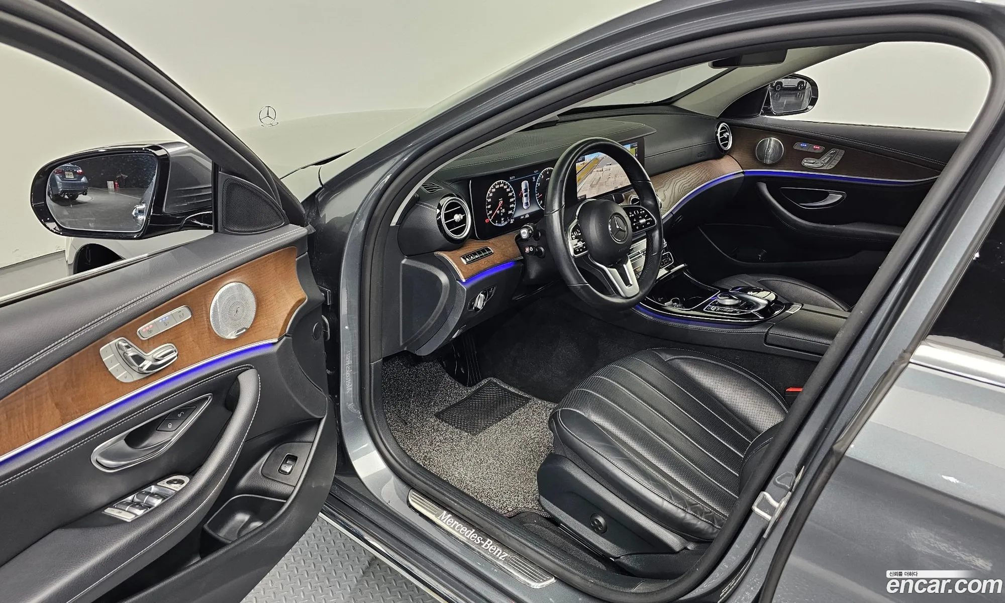 Mercedes-Benz E-Class W213 2020 WDDZF4KB4LA715587 — 6