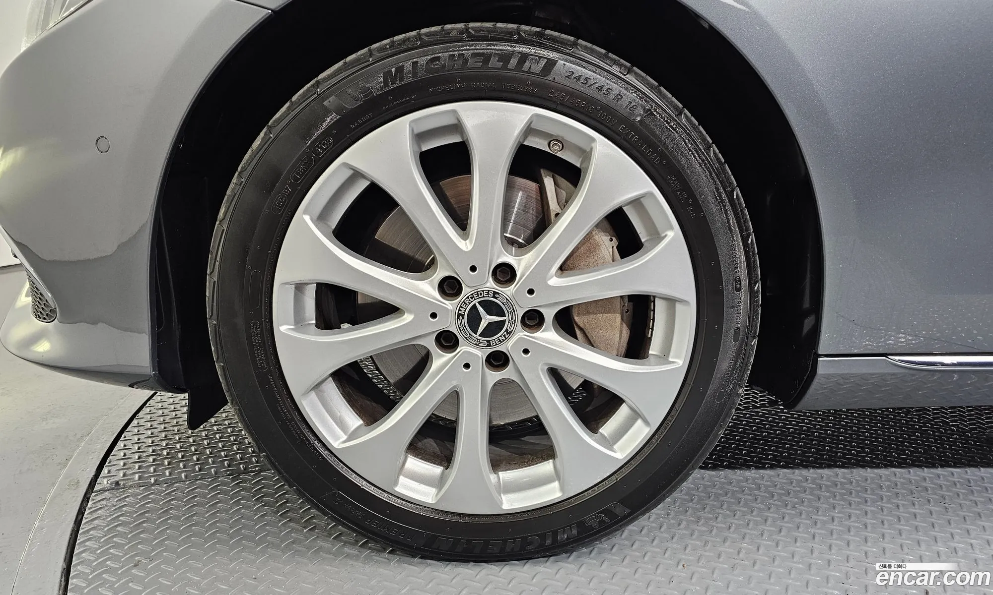 Mercedes-Benz E-Class W213 2020 WDDZF4KB4LA715587 — 15