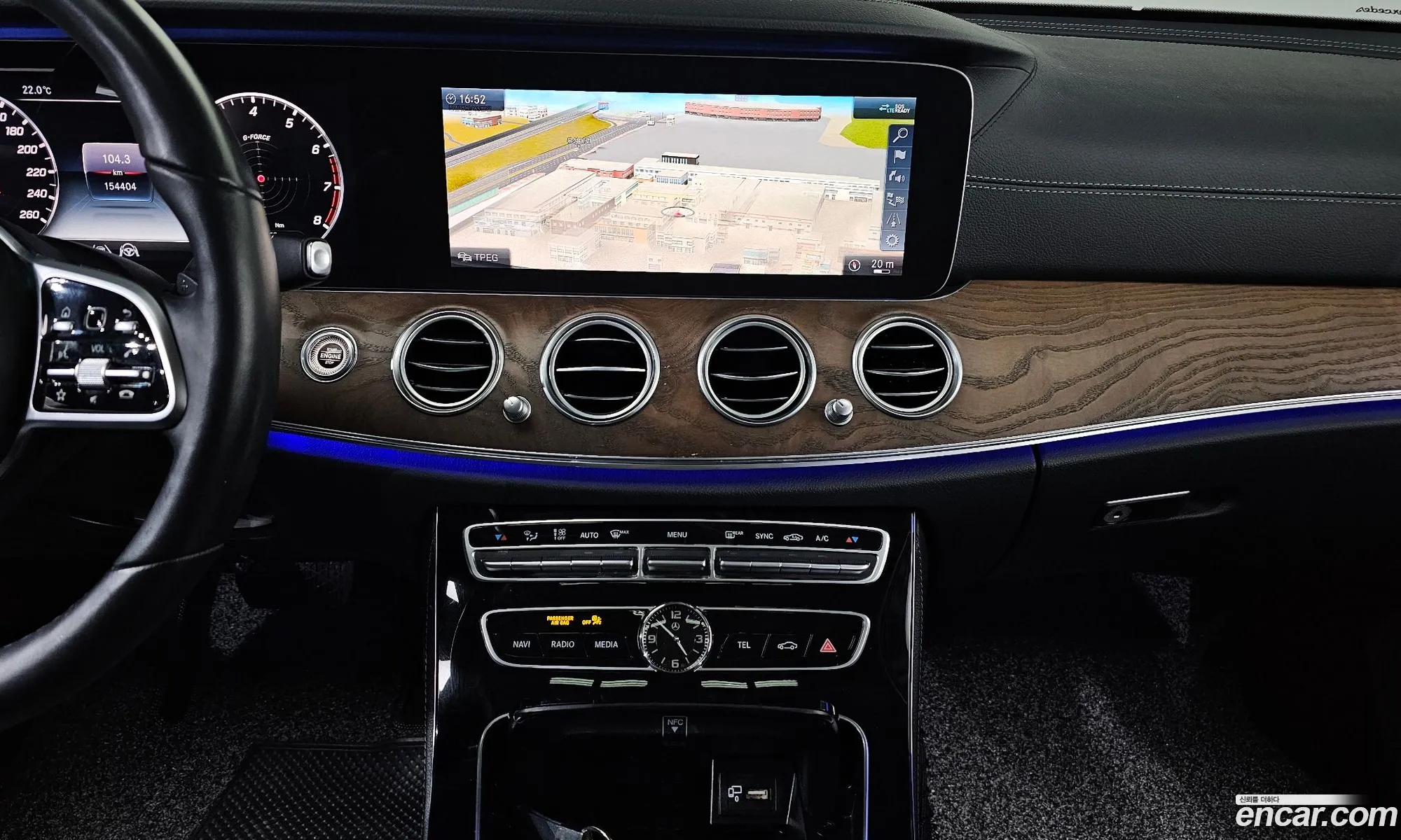 Mercedes-Benz E-Class W213 2020 WDDZF4KB4LA715587 — 20
