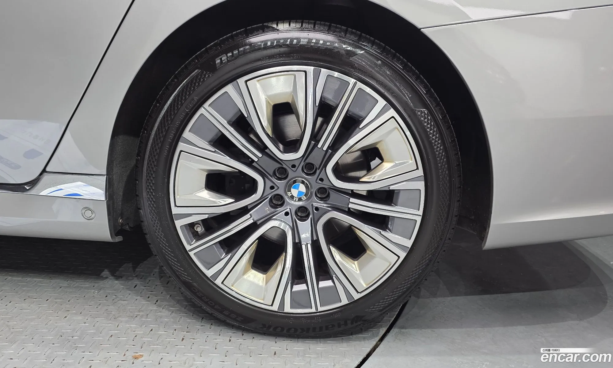 BMW 7 Series 2023 — 25