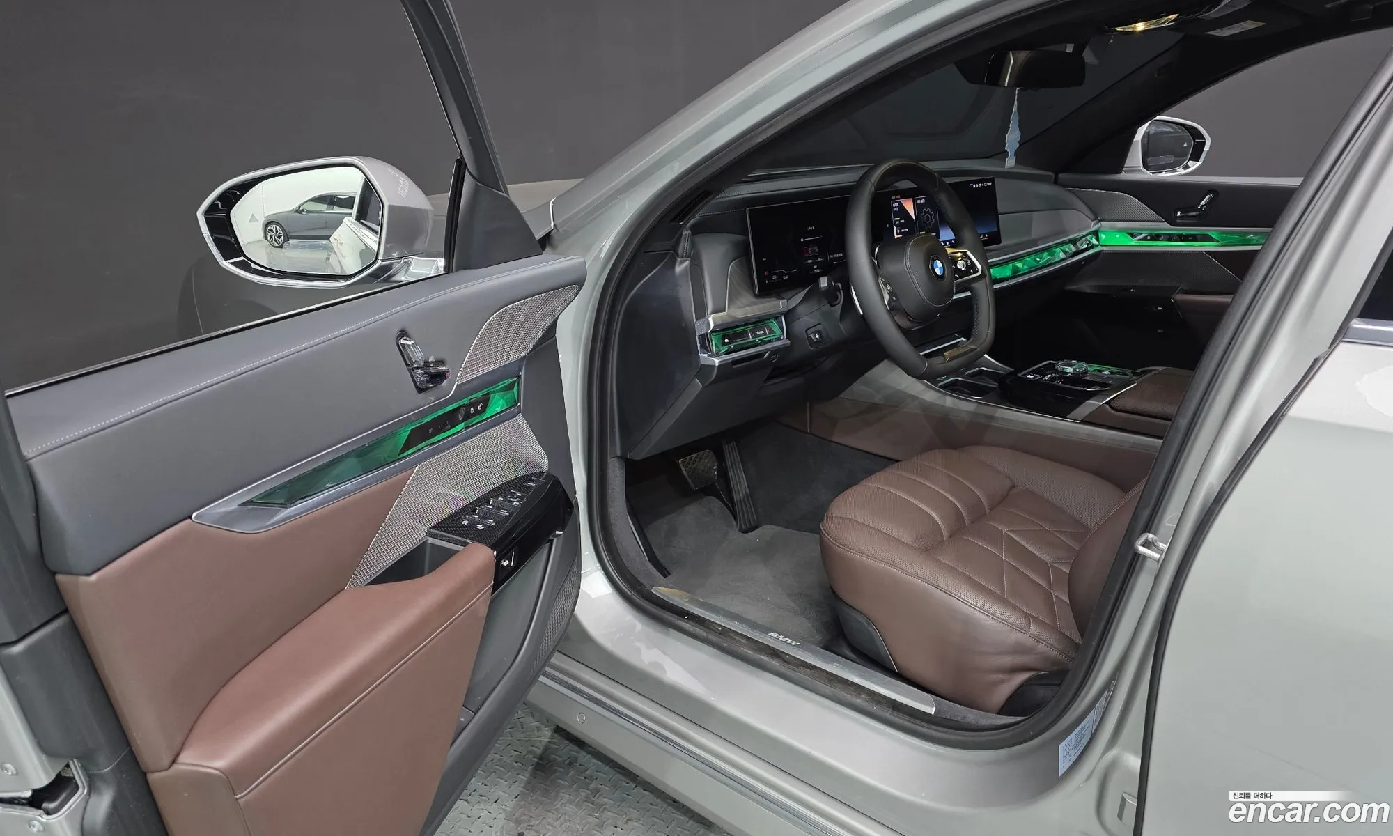 BMW 7 Series 2023 — 32