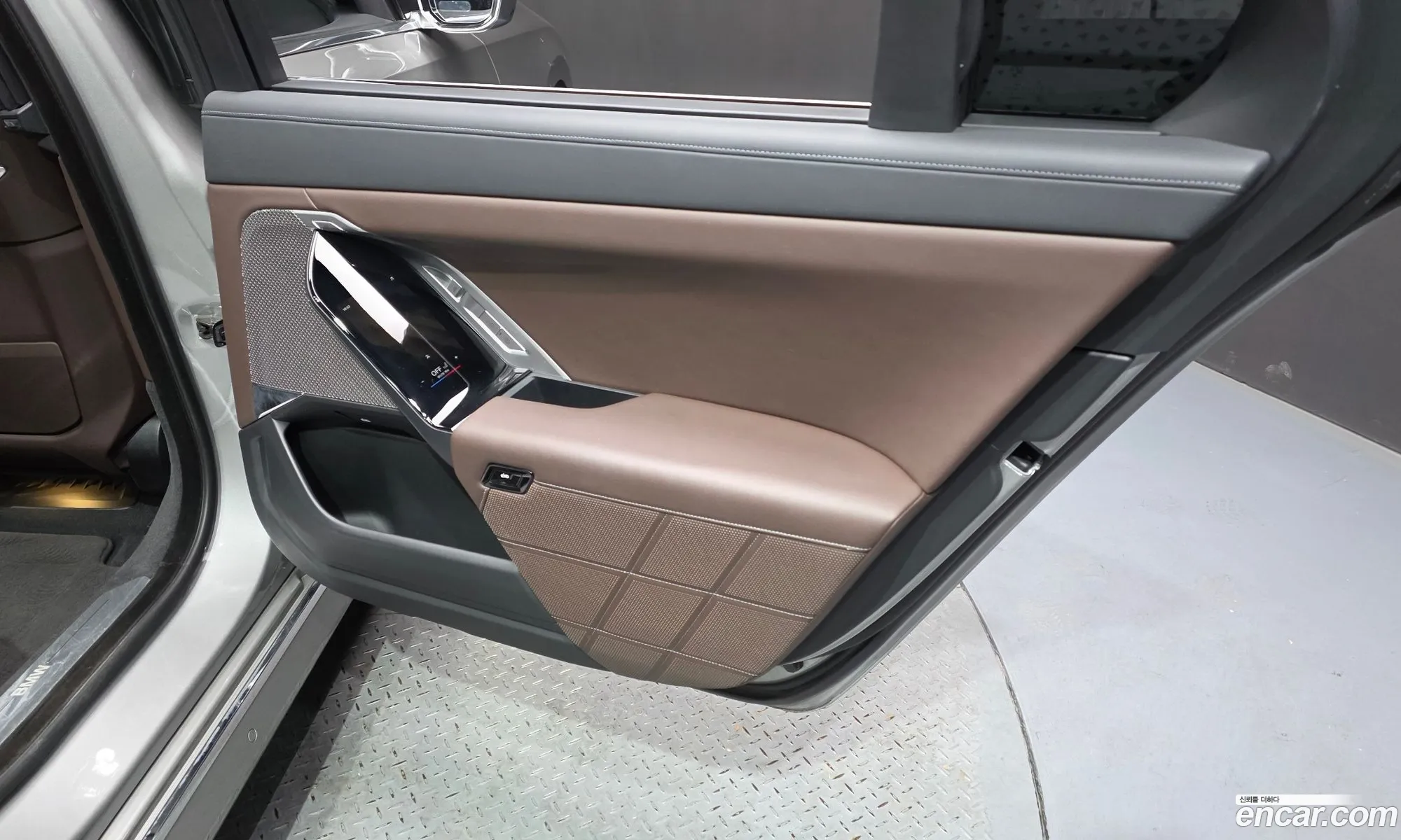 BMW 7 Series 2023 — 10