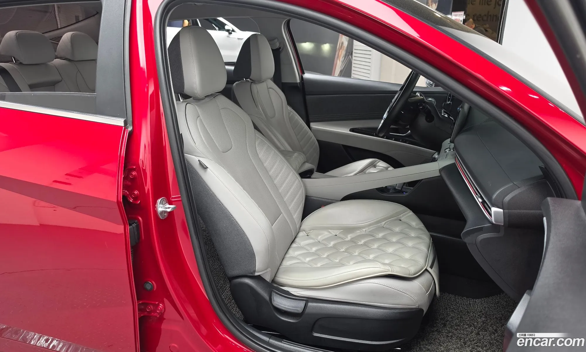 Hyundai Elantra 2021 — 12