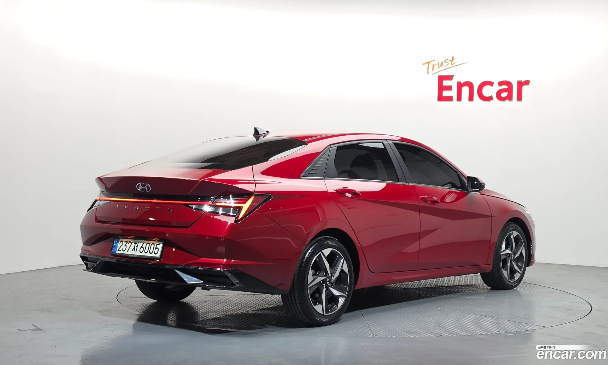 Hyundai Elantra 2021 — 11