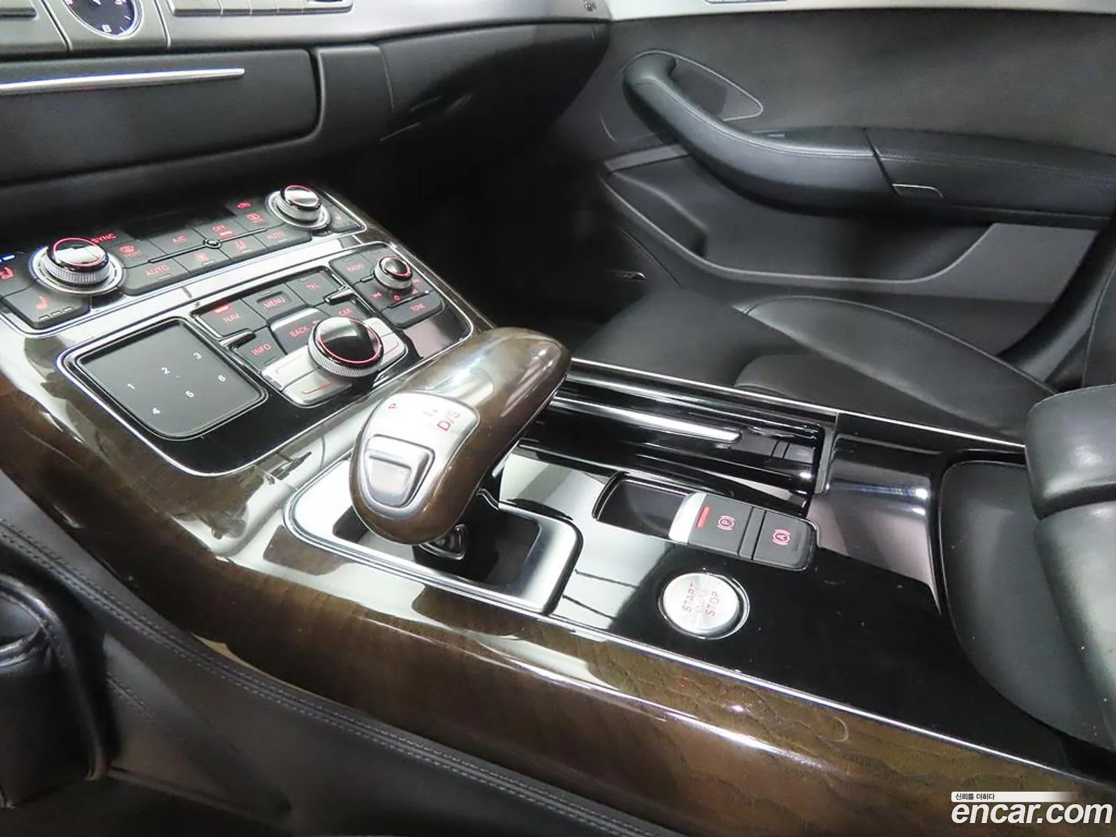 Audi A8 2014 — 9
