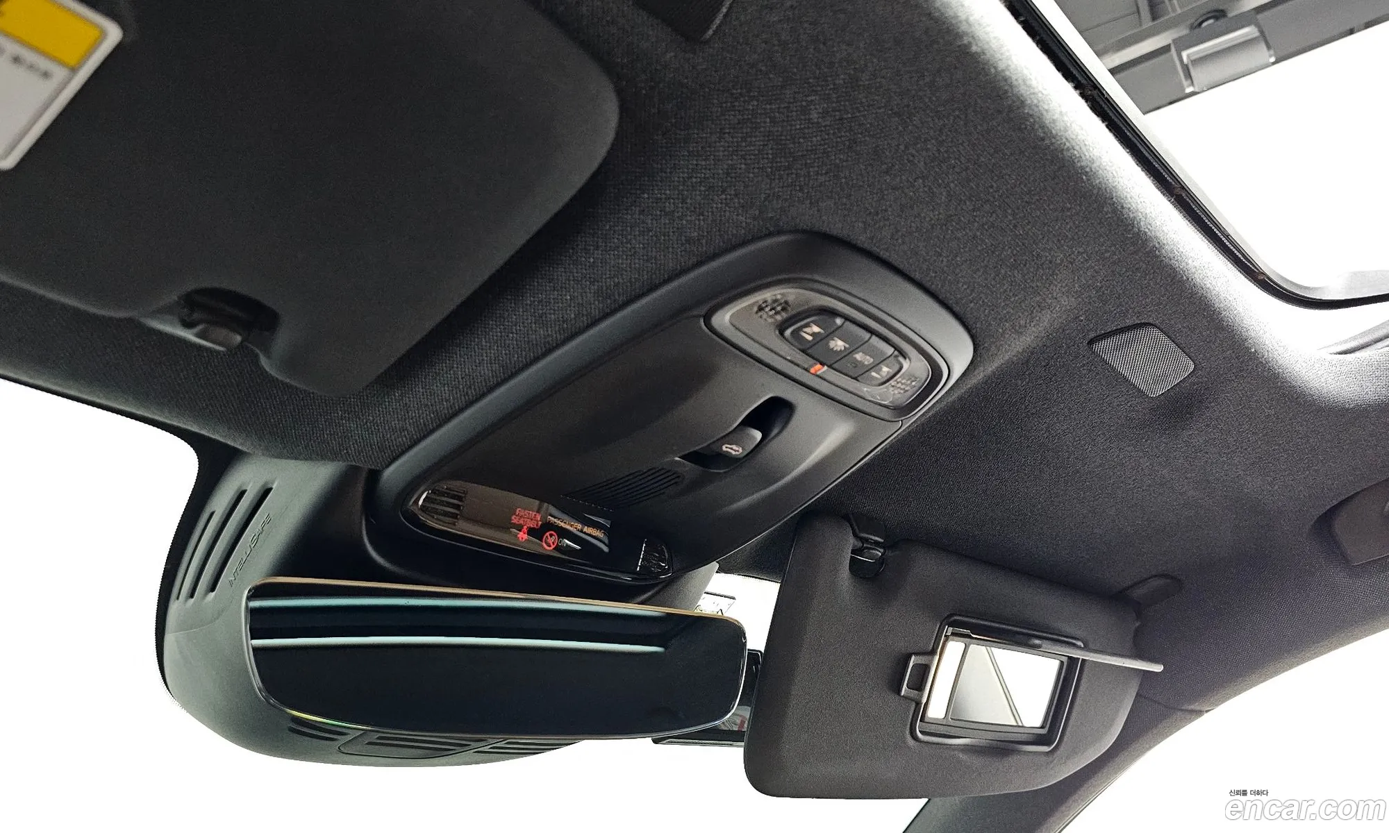 Volvo XC40 2019 YV1XZACACL2193854 — 25