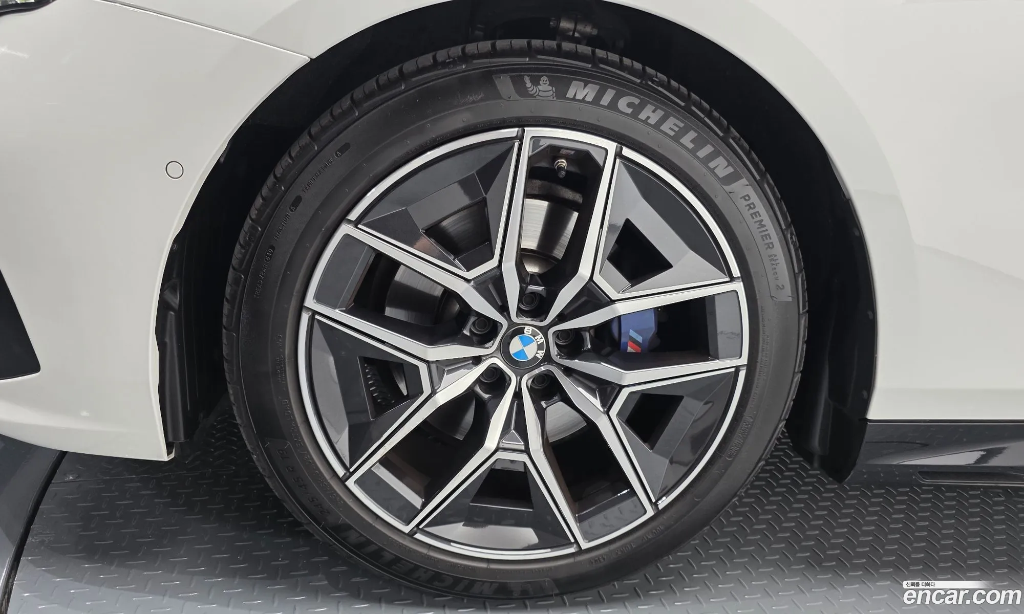 BMW 5 Series 2024 — 2