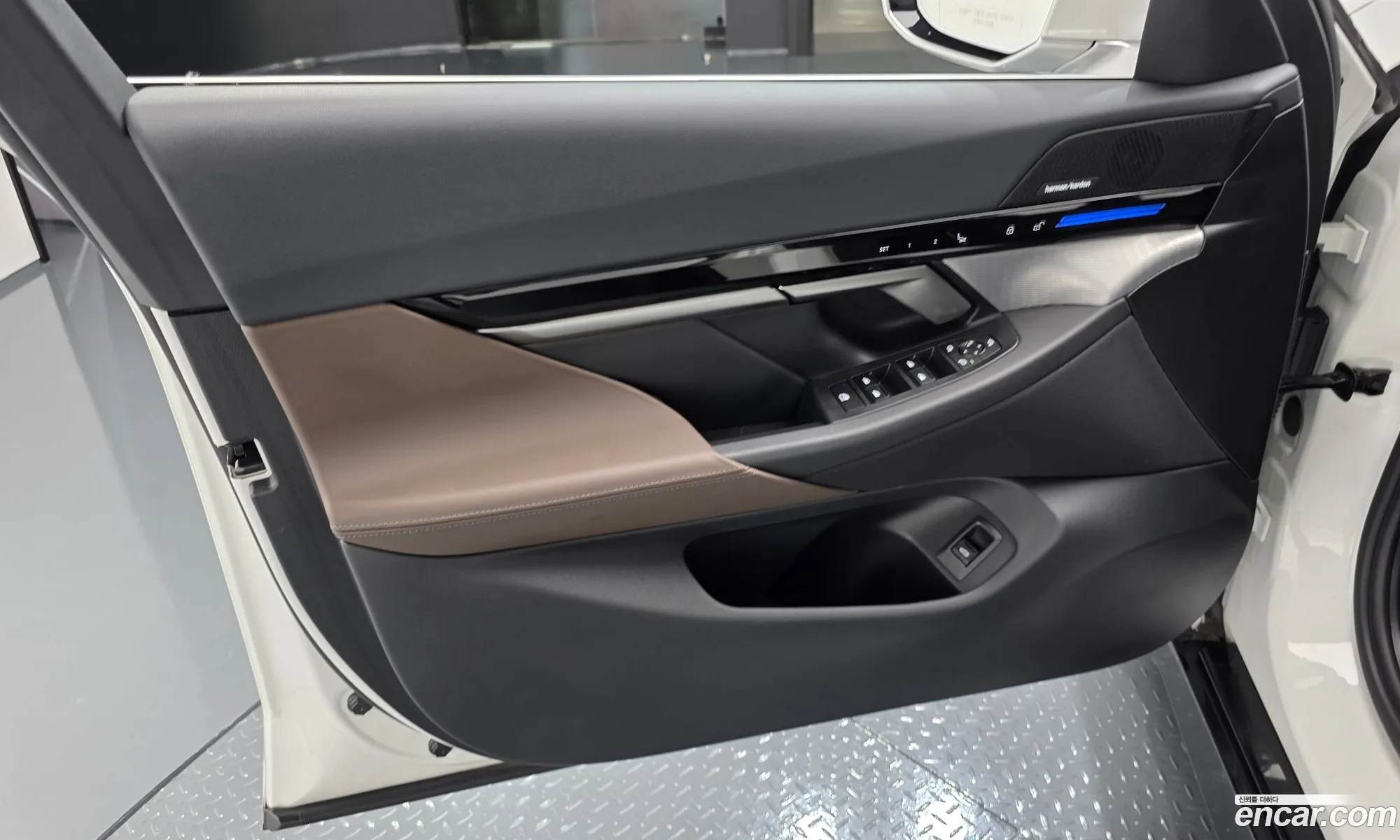 BMW 5 Series 2024 — 29