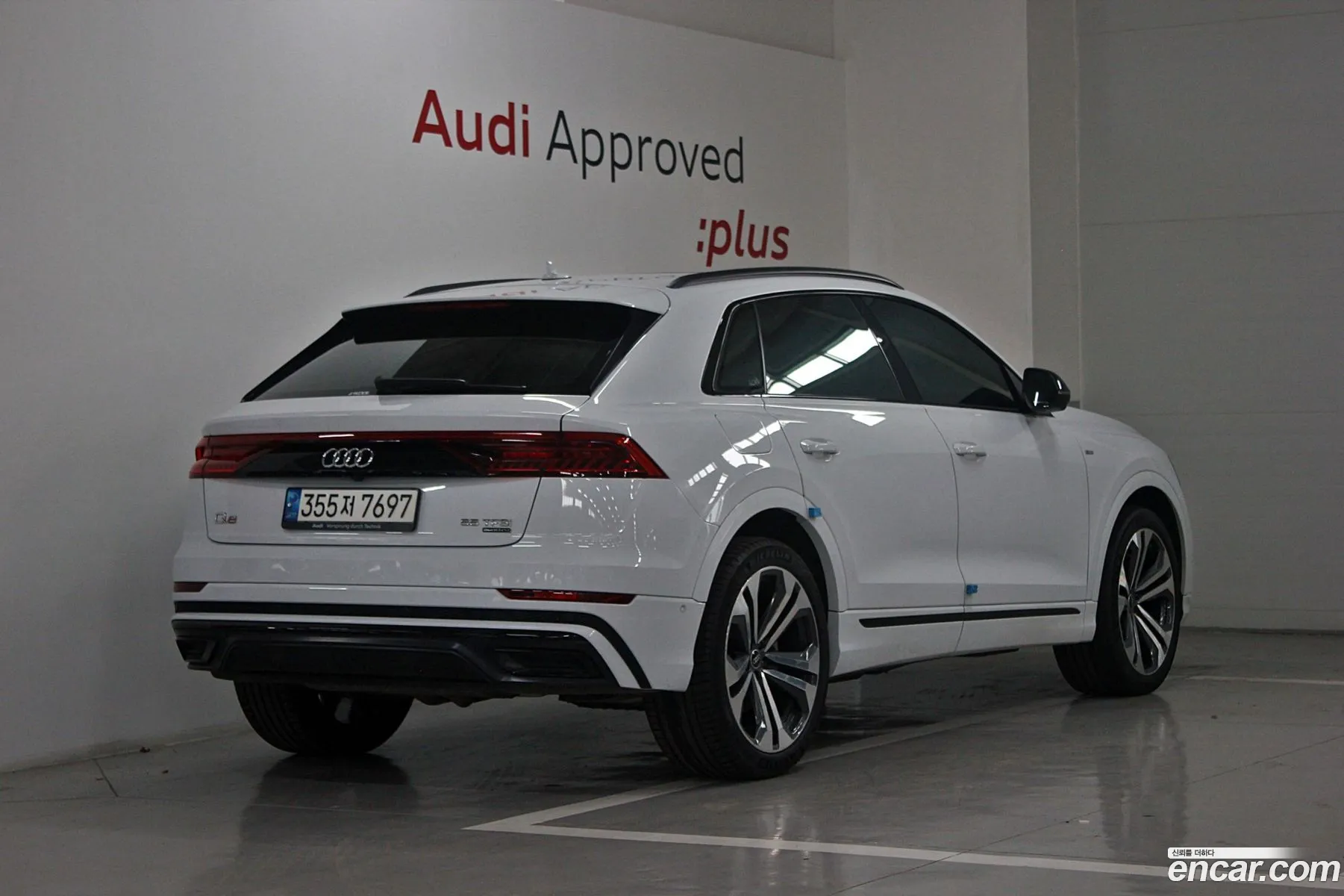 Audi Q8 2022 — 19
