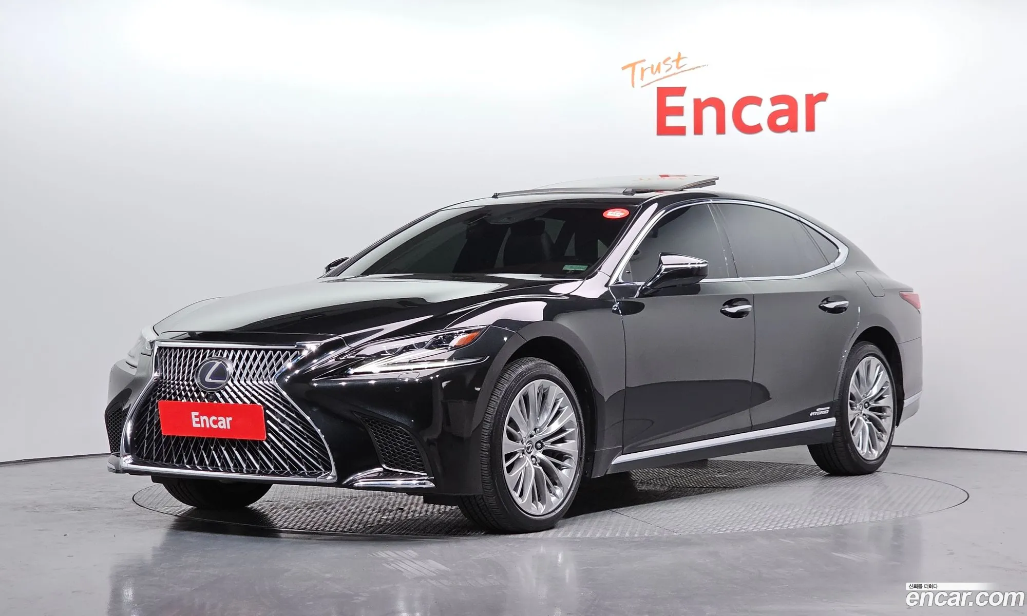 Lexus LS500h
