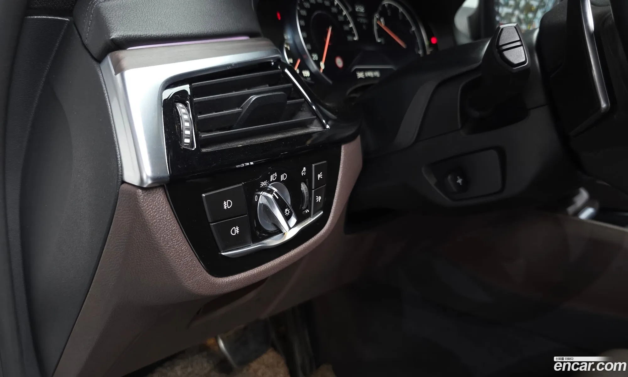 BMW 5 Series 2017 — 31