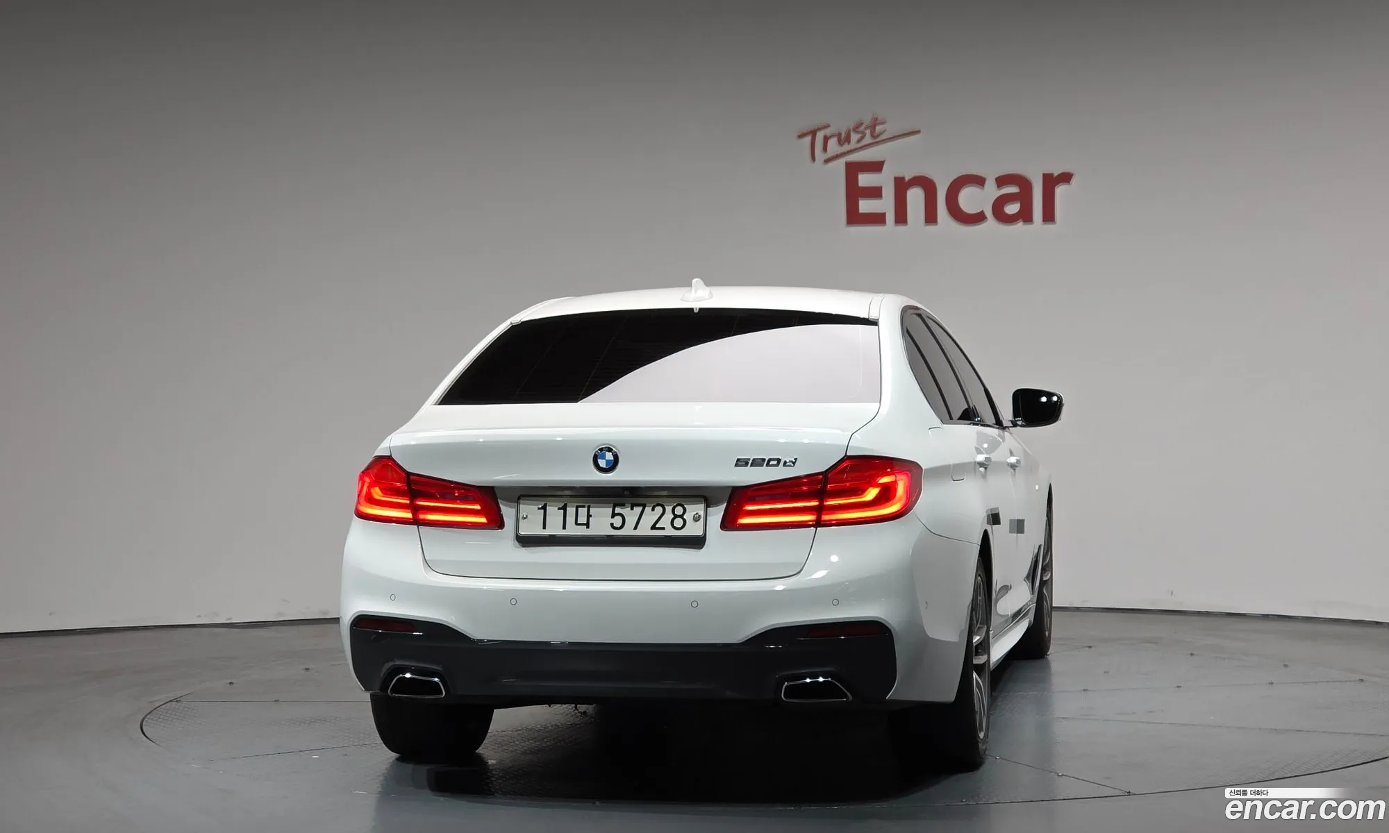 BMW 5 Series 2017 — 24