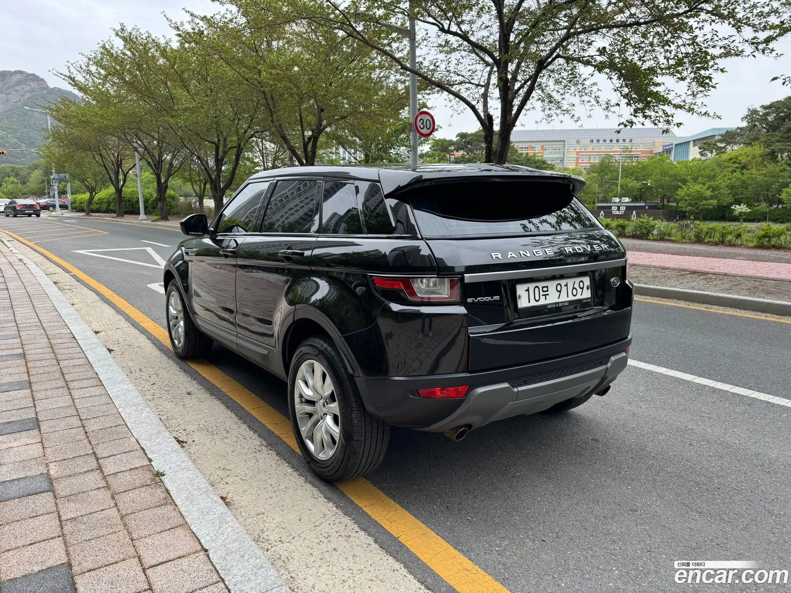 Land Rover Range Rover Evoque 2018 — 17