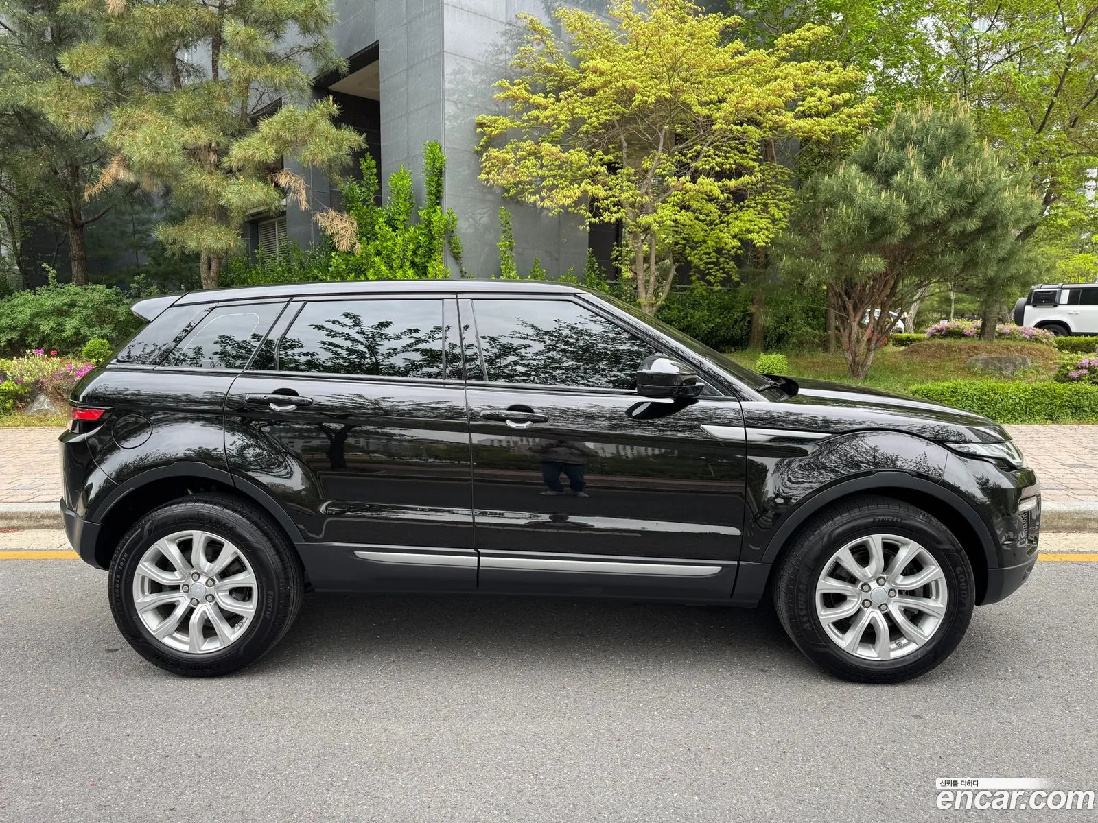 Land Rover Range Rover Evoque 2018 — 11