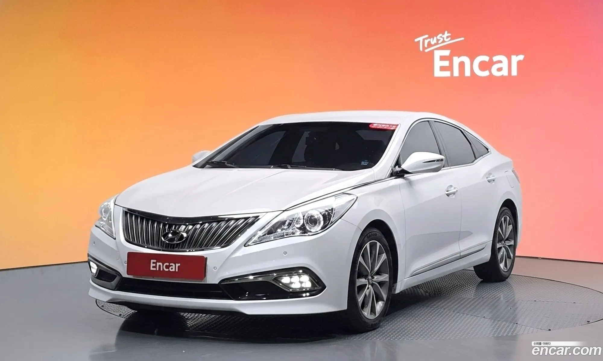 Hyundai Grandeur HG 2015 — 18