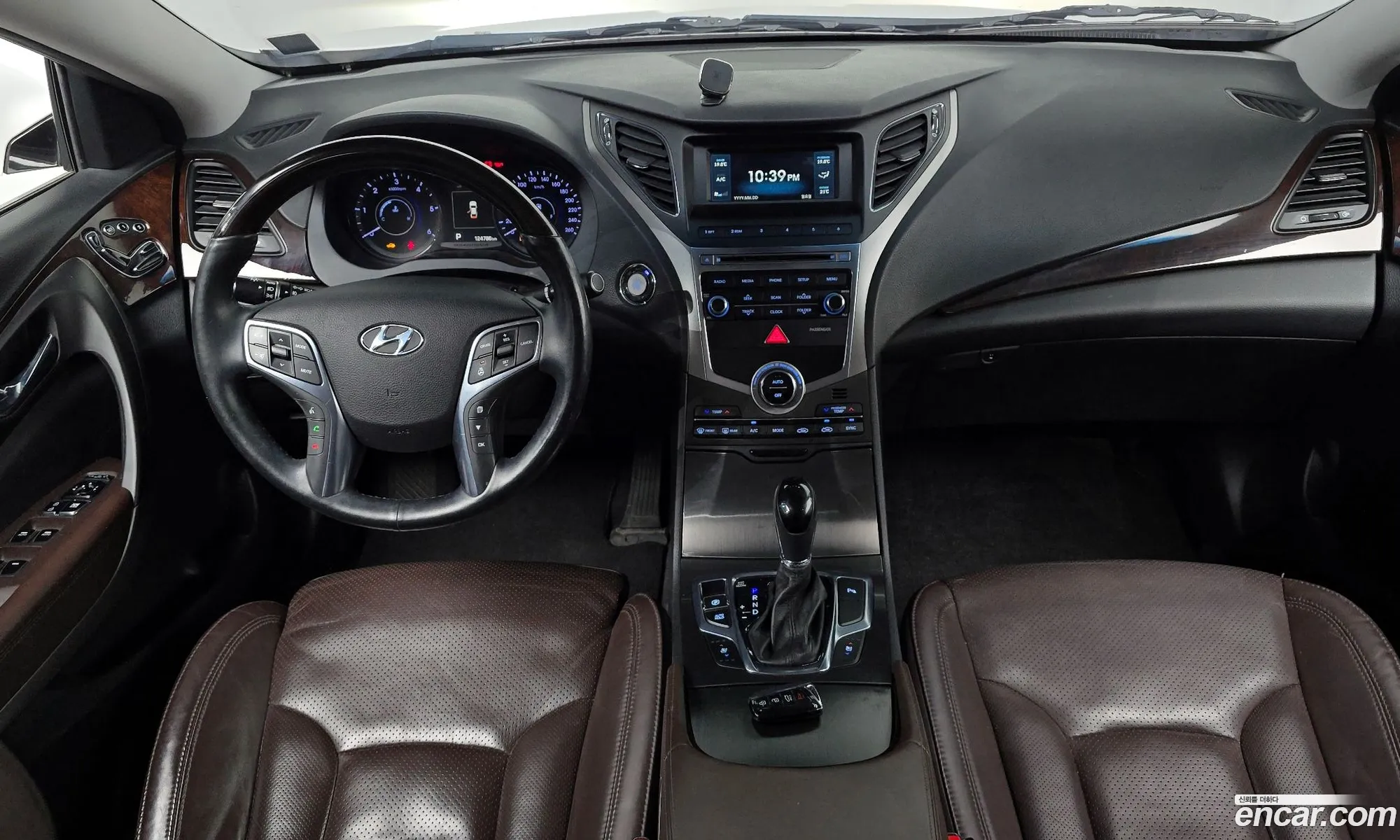 Hyundai Grandeur HG 2015 — 22