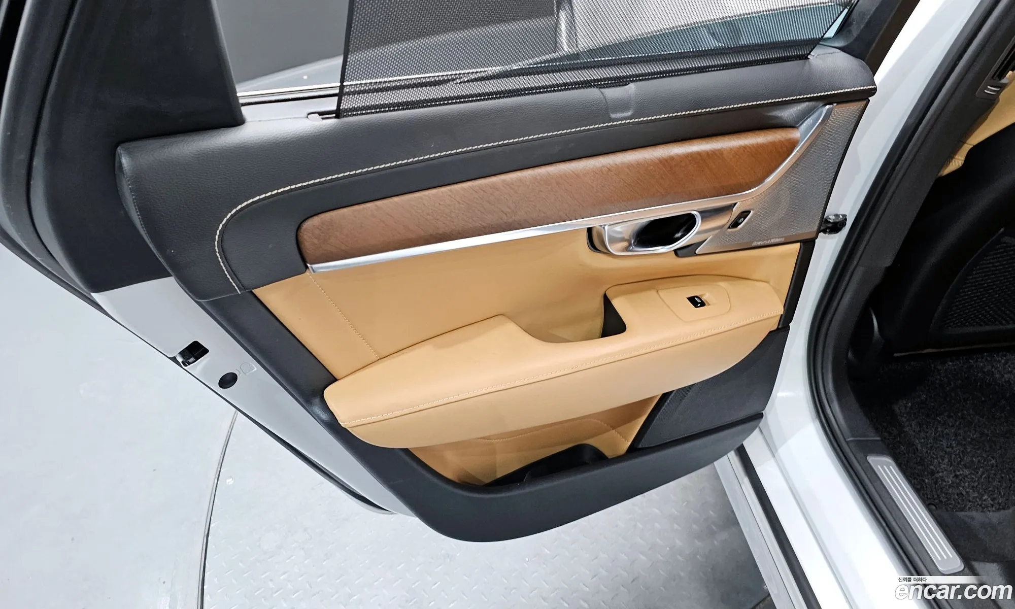 Volvo S90 2019 — 7