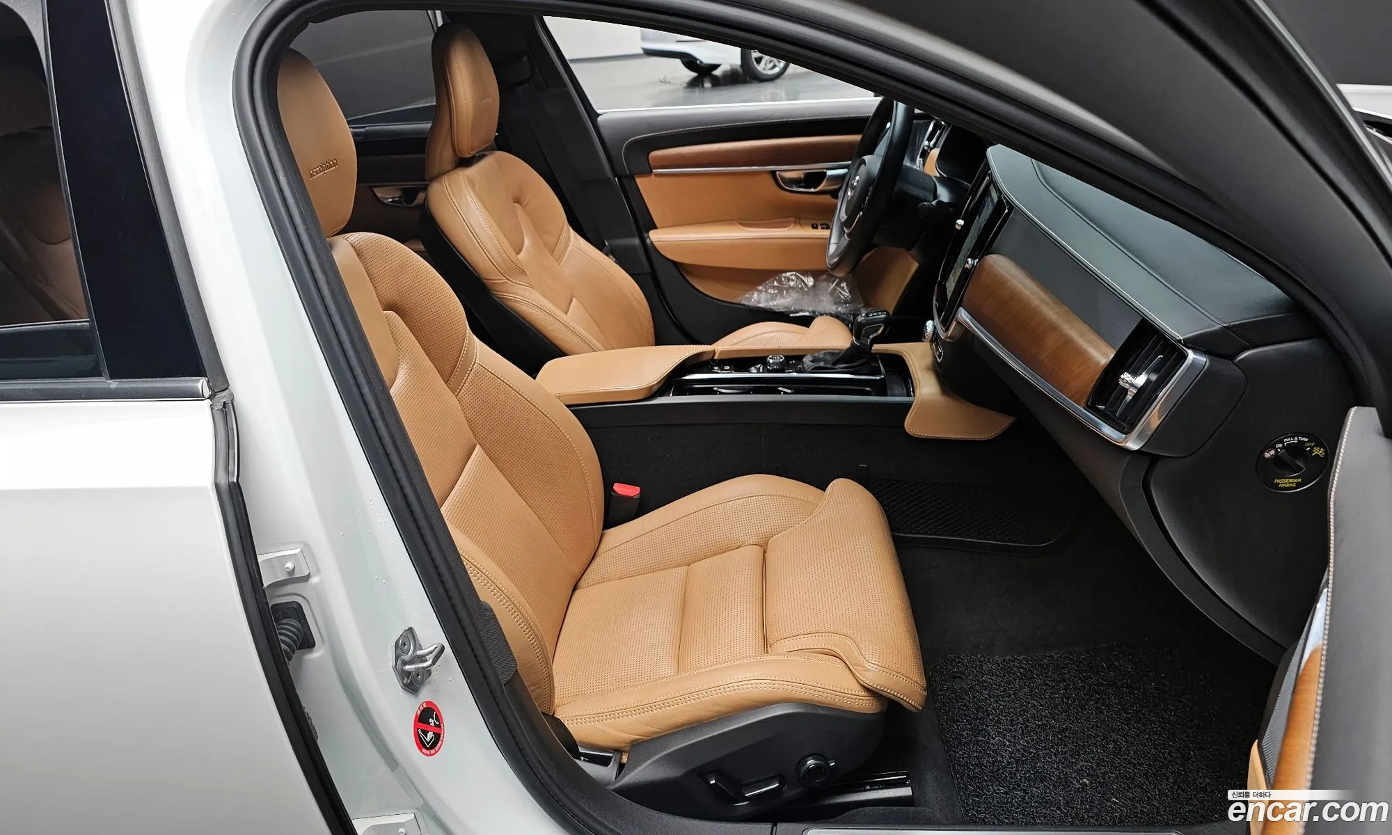 Volvo S90 2019 — 20