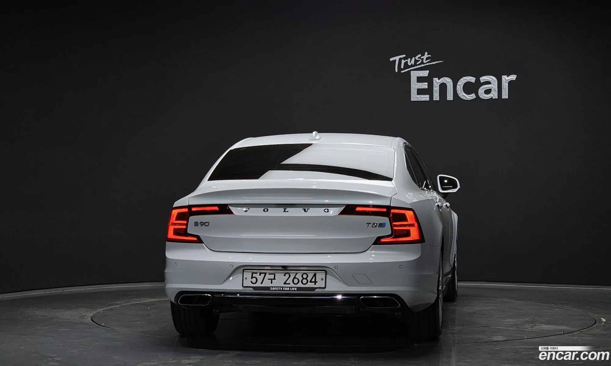 Volvo S90 2019 — 10