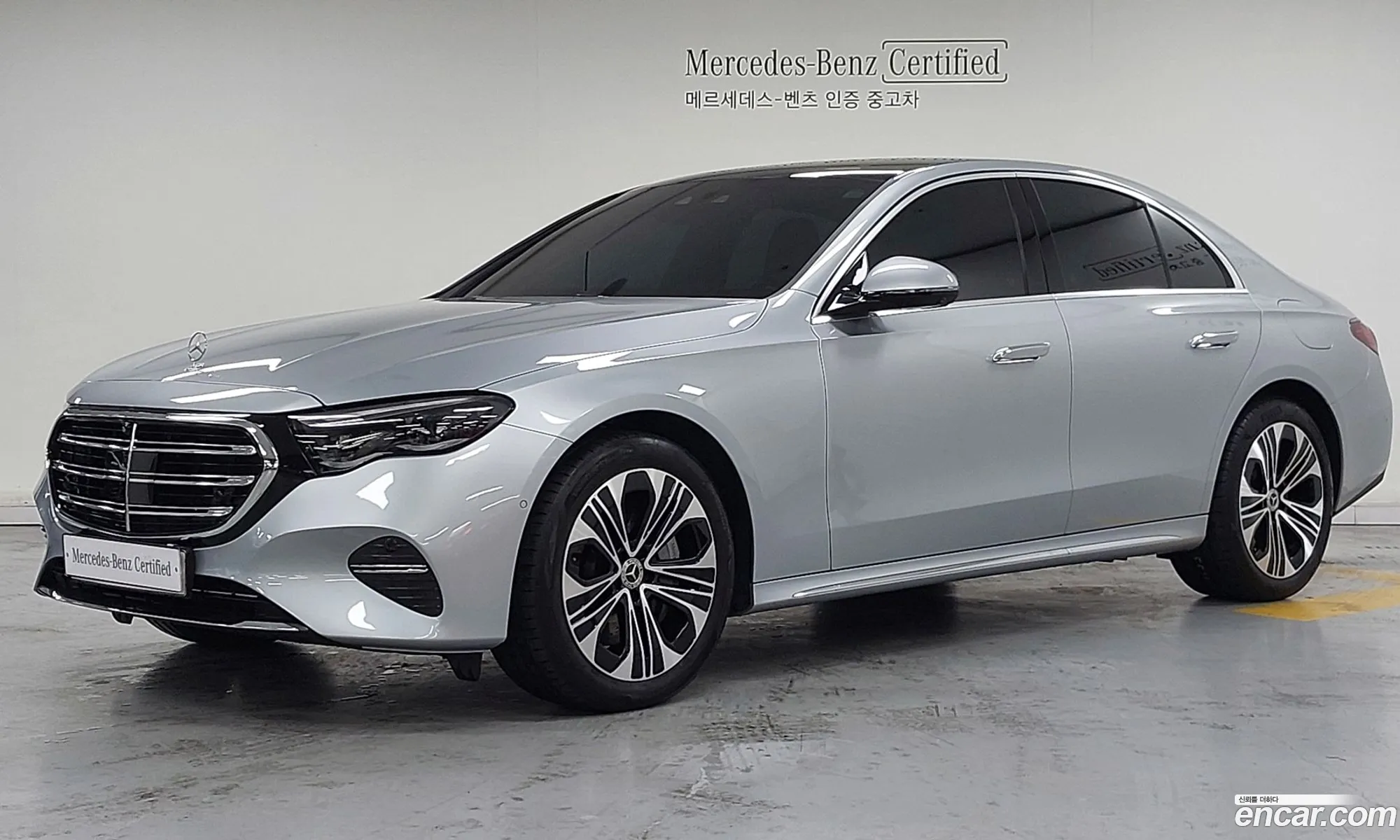 Mercedes-Benz E-Class W214 2025 — 15