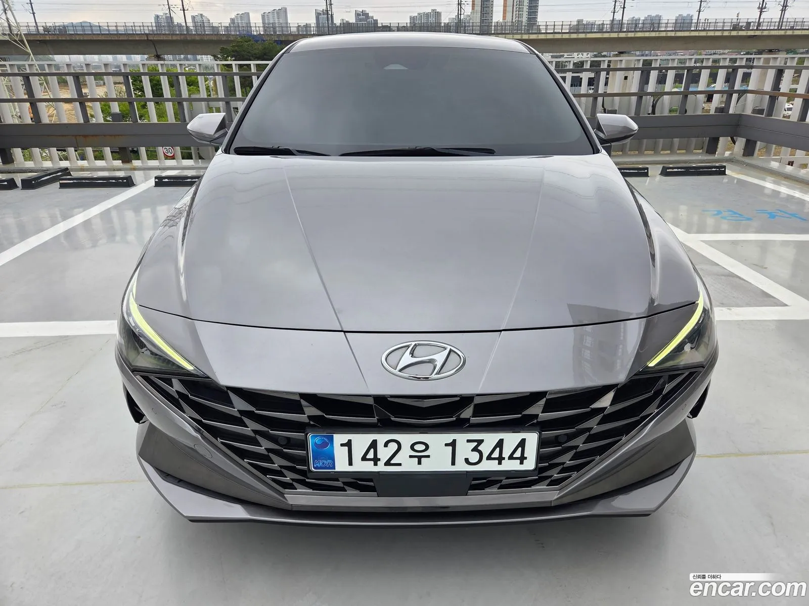 Hyundai Elantra 2020 — 5