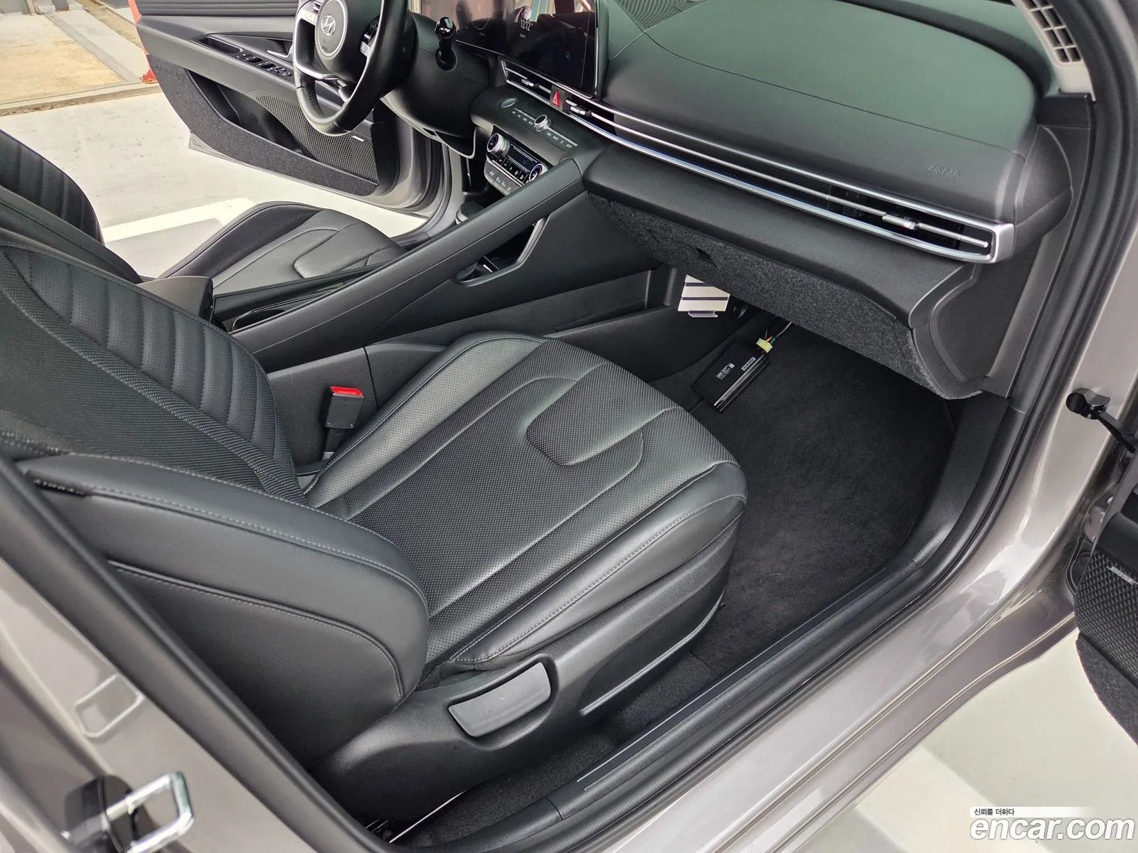Hyundai Elantra 2020 — 11